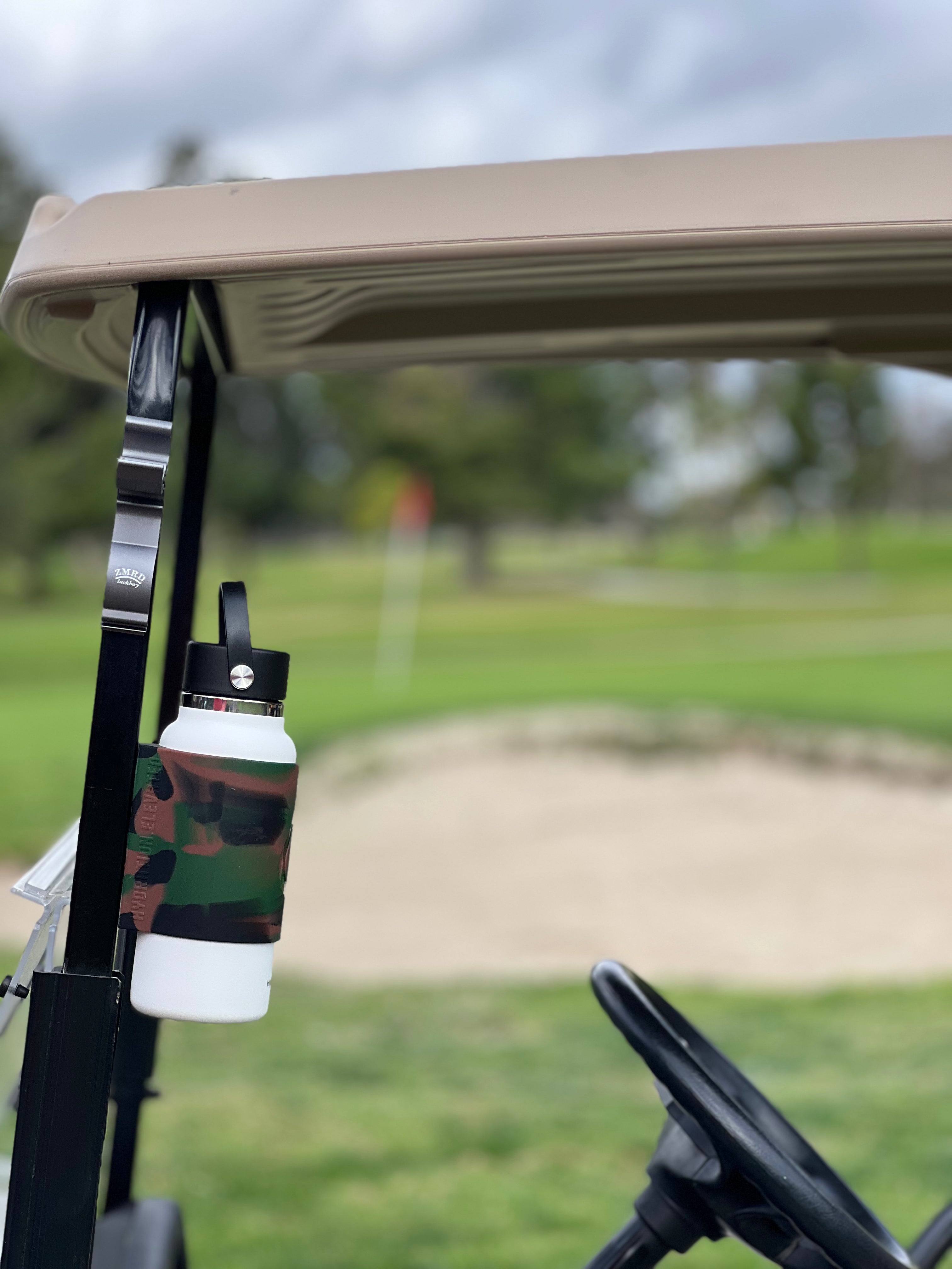 Camo Magnetic Phone Sleeve - Universal Magnetic Holder for iPhone & Android - Perfect for Outdoor Adventures, Hunting & Daily Commute