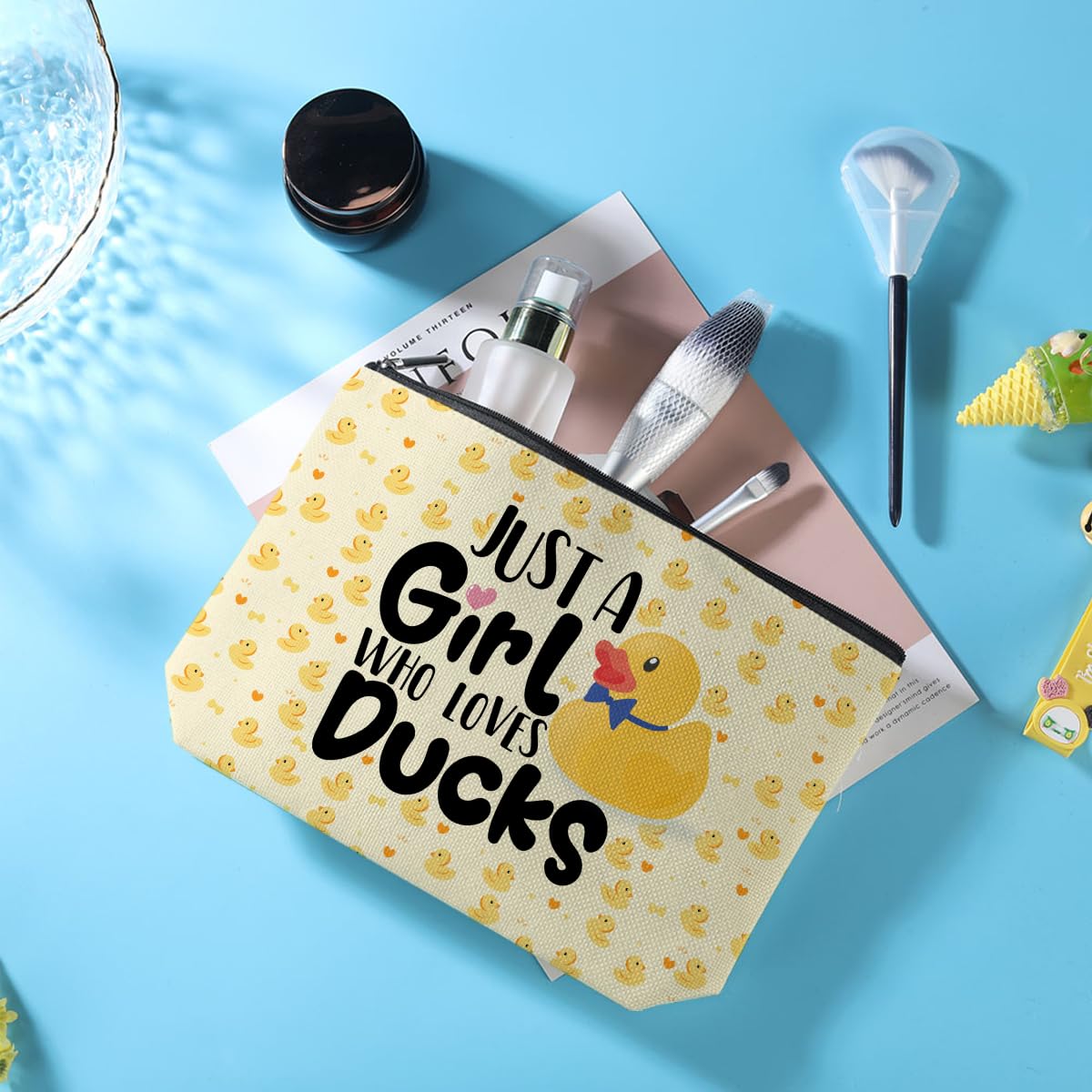 Adorable Duck Makeup Bag for Women - Cute Duck Gifts for Duck Lovers, Animal Lovers, Sisters & Friends - Perfect for Travel, Cosmetics & Toiletries - Great Graduation, Birthday & Friendship Gift Idea