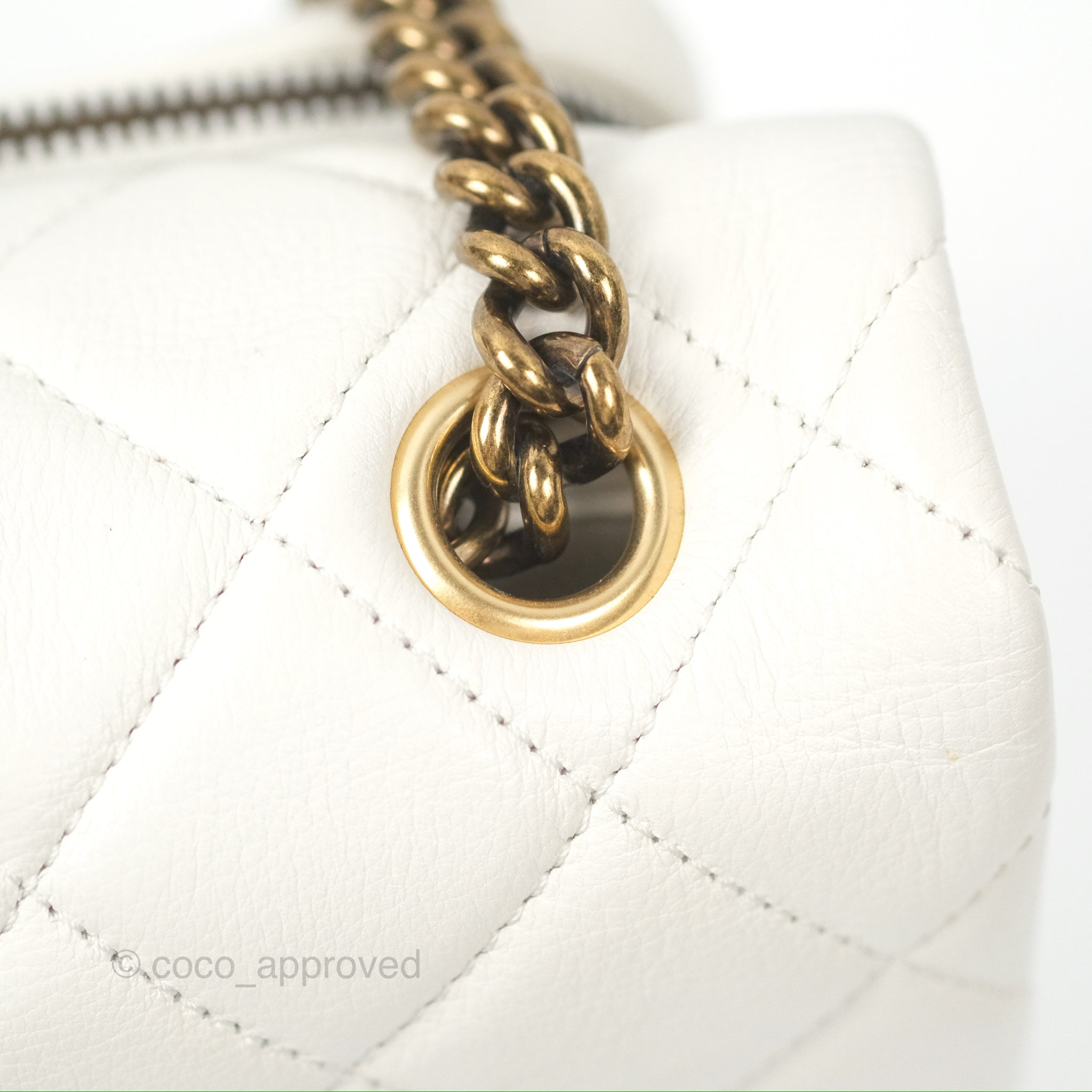 Chanel CC Crown Flap Bag in White Calfskin with Antique Gold Hardware - Luxury Crossbody Purse for Women, Perfect for Evening Events & Date Nights