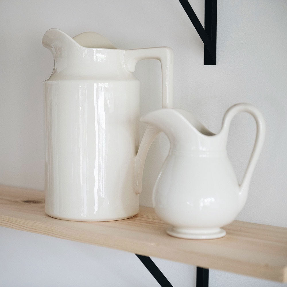 Premium Stoneware Pitcher - Elegant Creamware Design for Milk, Juice & Water - Perfect for Farmhouse Kitchen & Dining Table Decor
