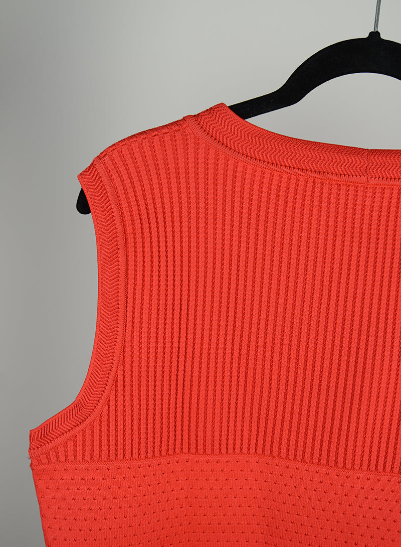 Chanel Embroidered Red Vest Size 42 - Luxury Women's Fashion for Parties & Special Occasions