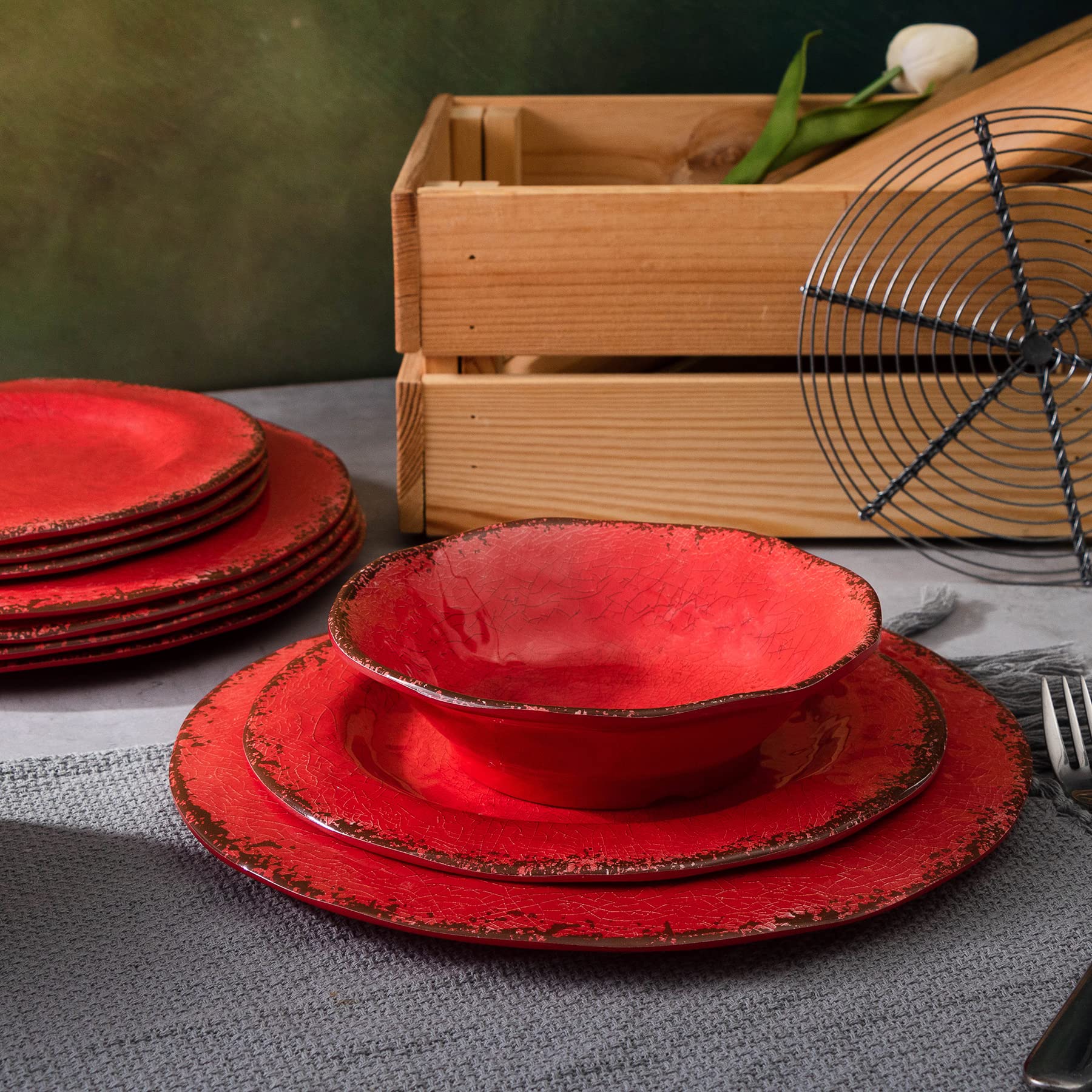 LEHAHA 12-Piece Farmhouse Dinnerware Set - Christmas Melamine Plates & Bowls for 4, Lightweight Unbreakable Dish Set - Perfect for Indoor Dining, Outdoor Parties & Picnics (Red)