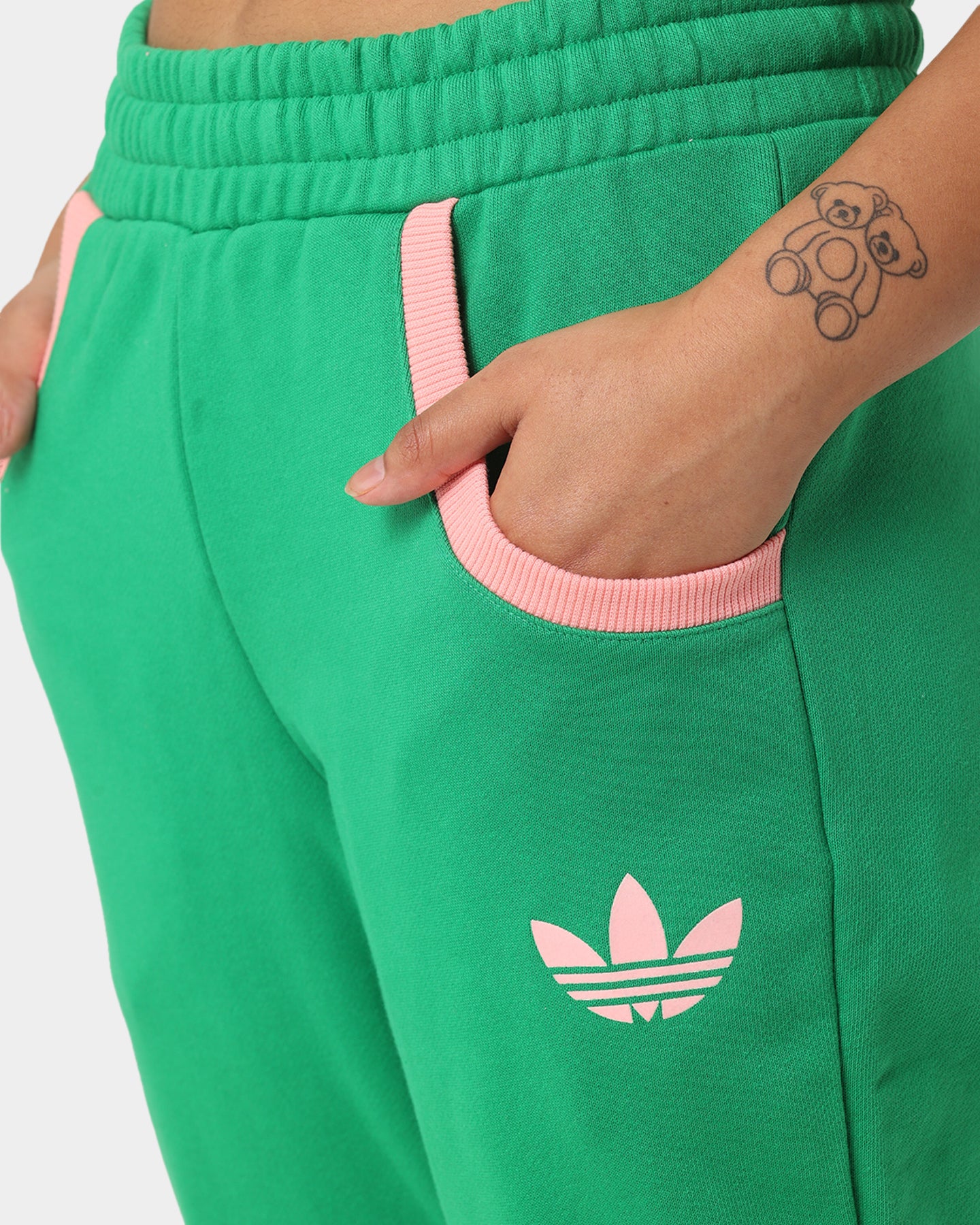 Adidas Adicolor Women's Jogger Sweatpants - Green Athletic Lounge Pants for Yoga, Running & Casual Wear