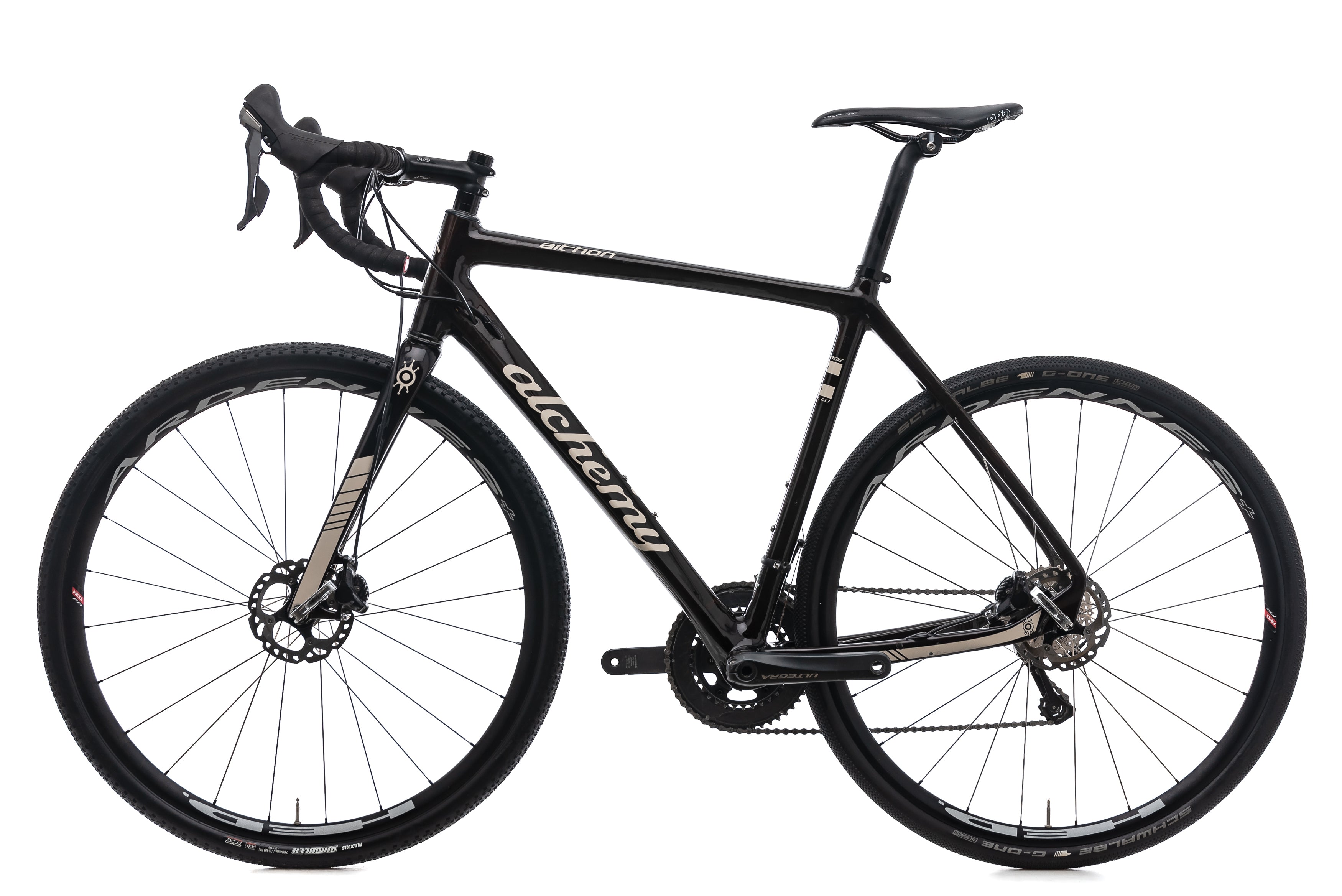 Alchemy Aithon 56cm Road Bike - Lightweight Aluminum Frame, 2017 Model for Men & Women - Perfect for Commuting, Fitness & Road Cycling