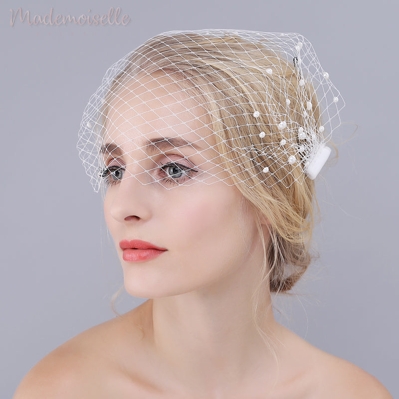Cindy Veil - Elegant Bridal Wedding Veil for Women | Perfect for Church Ceremonies, Photos & Special Occasions