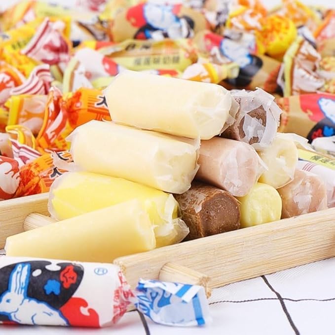 White Rabbit Creamy Candy Toffee - Coffee Flavor 17.7oz (500g) Pack of 1 | Chinese Specialty Snack, Childhood Treat, Gift Idea | Perfect for Parties, Office Snacks & Nostalgic Desserts