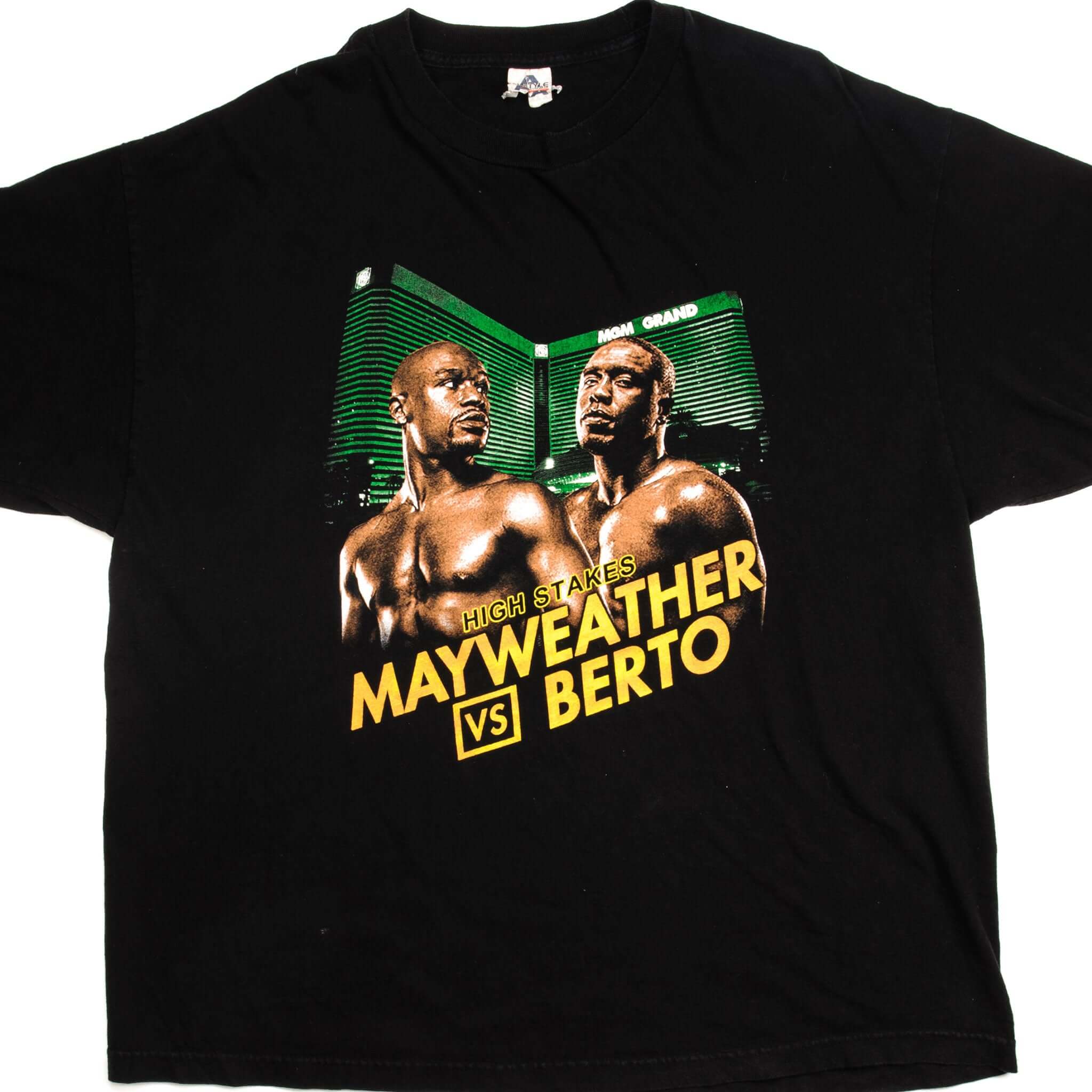 Vintage Mayweather vs Berto T-Shirt - 2XL - Boxing Fan Apparel - Perfect for Fight Nights & Sports Events