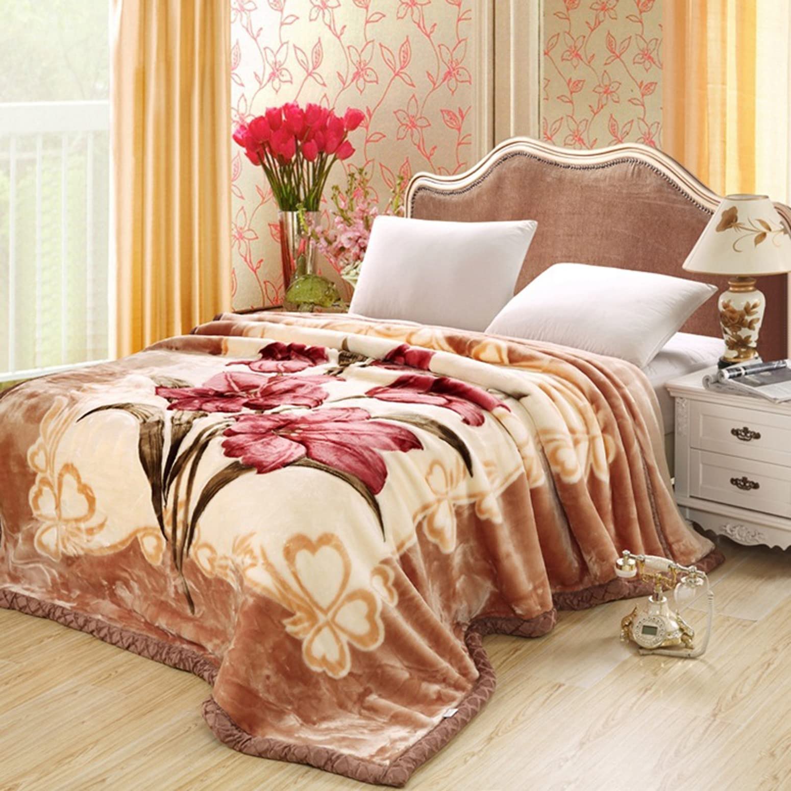 Premium Korean Mink Blanket Queen Size - 9lbs 79x91 Inch Ultra Soft Heavy Weight Reversible Blanket for Bed, Couch & Sofa - Silky Smooth, Wrinkle & Fade Resistant - Perfect for Winter Warmth, Home Decor & Cozy Lounging