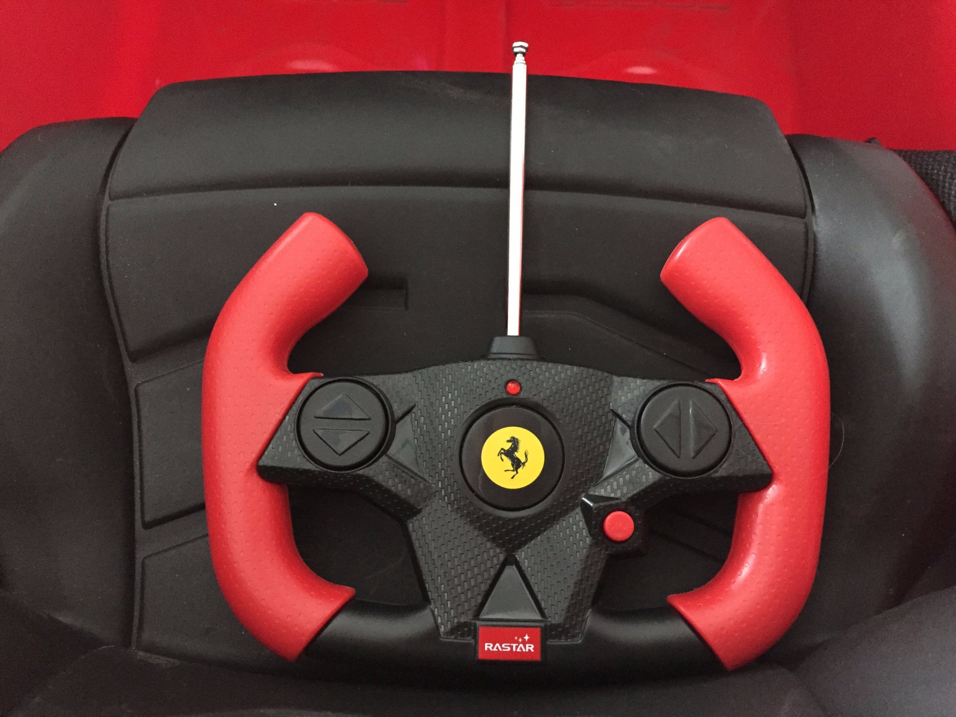 12V Ferrari F12 Kids Ride-On Car - Electric Toy Car with Remote Control, LED Lights & Music - Perfect for Outdoor Play, Birthday Gifts & Toddler Pretend Driving Fun
