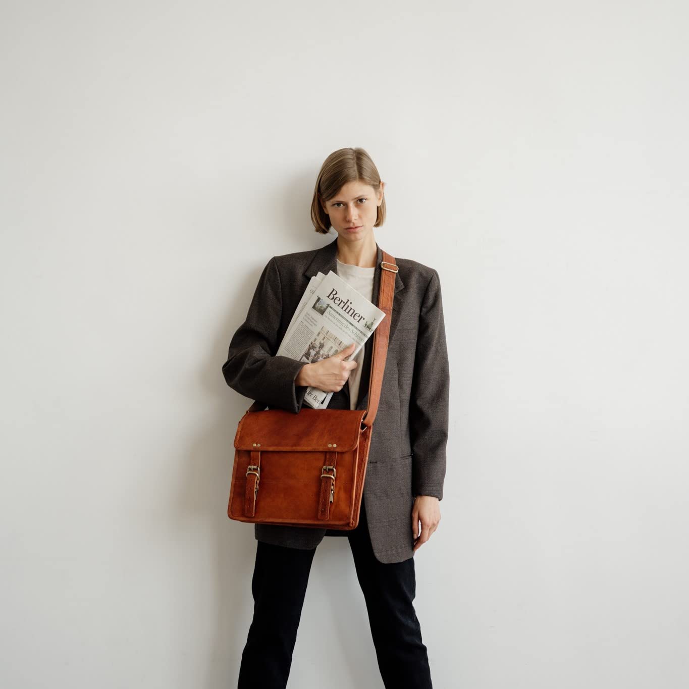 Vintage Leather Messenger Bag for Men & Women - BERLINER BAGS York Briefcase in Brown | Business, Travel & Everyday Use