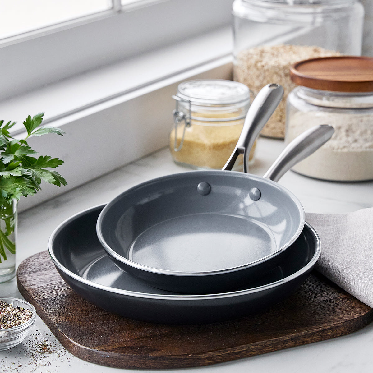 Premium Swift Ceramic Nonstick Frypan Set - 8 & 10 Inch Pans for Healthy Cooking | Perfect for Frying, Sautéing & Baking | Dishwasher Safe & Eco-Friendly Cookware