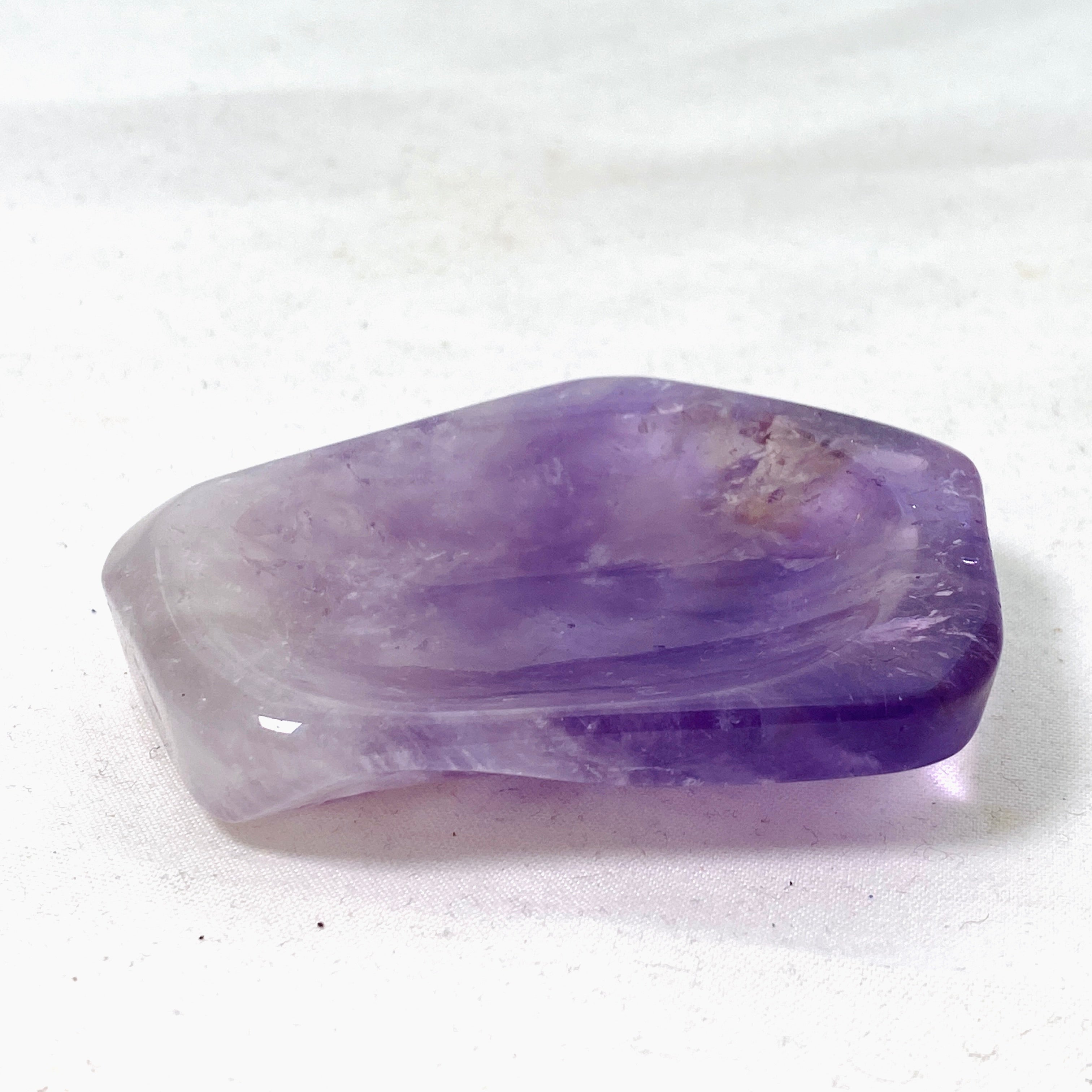 Amethyst Crystal Trinket Bowl - Handmade Natural Stone Jewelry Dish for Rings, Earrings & Keys - Perfect for Home Decor, Meditation & Gift Giving