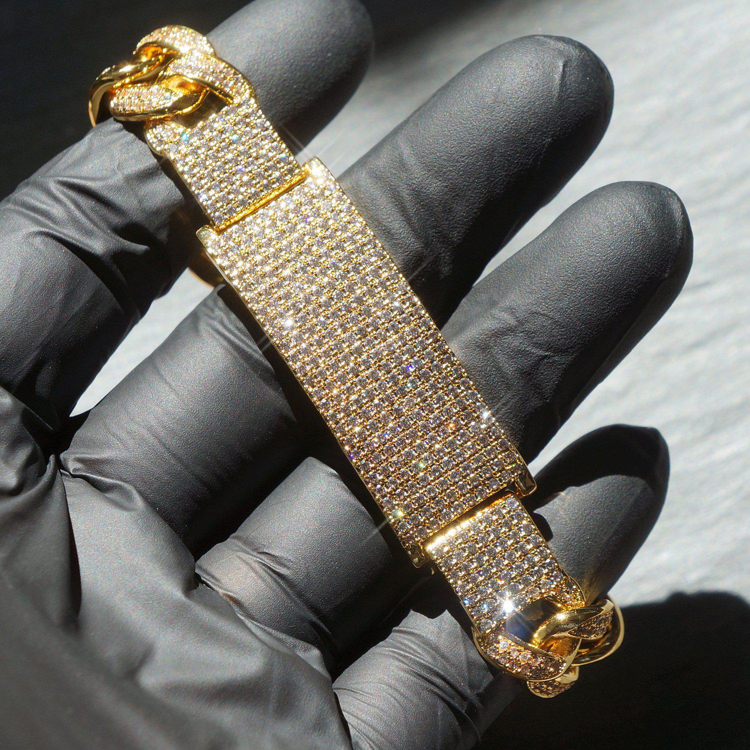 18K Gold Cuban Link Bracelet with Diamond Accents - Luxury Hip Hop Jewelry for Men & Women - Perfect for Parties, Gifts & Everyday Wear