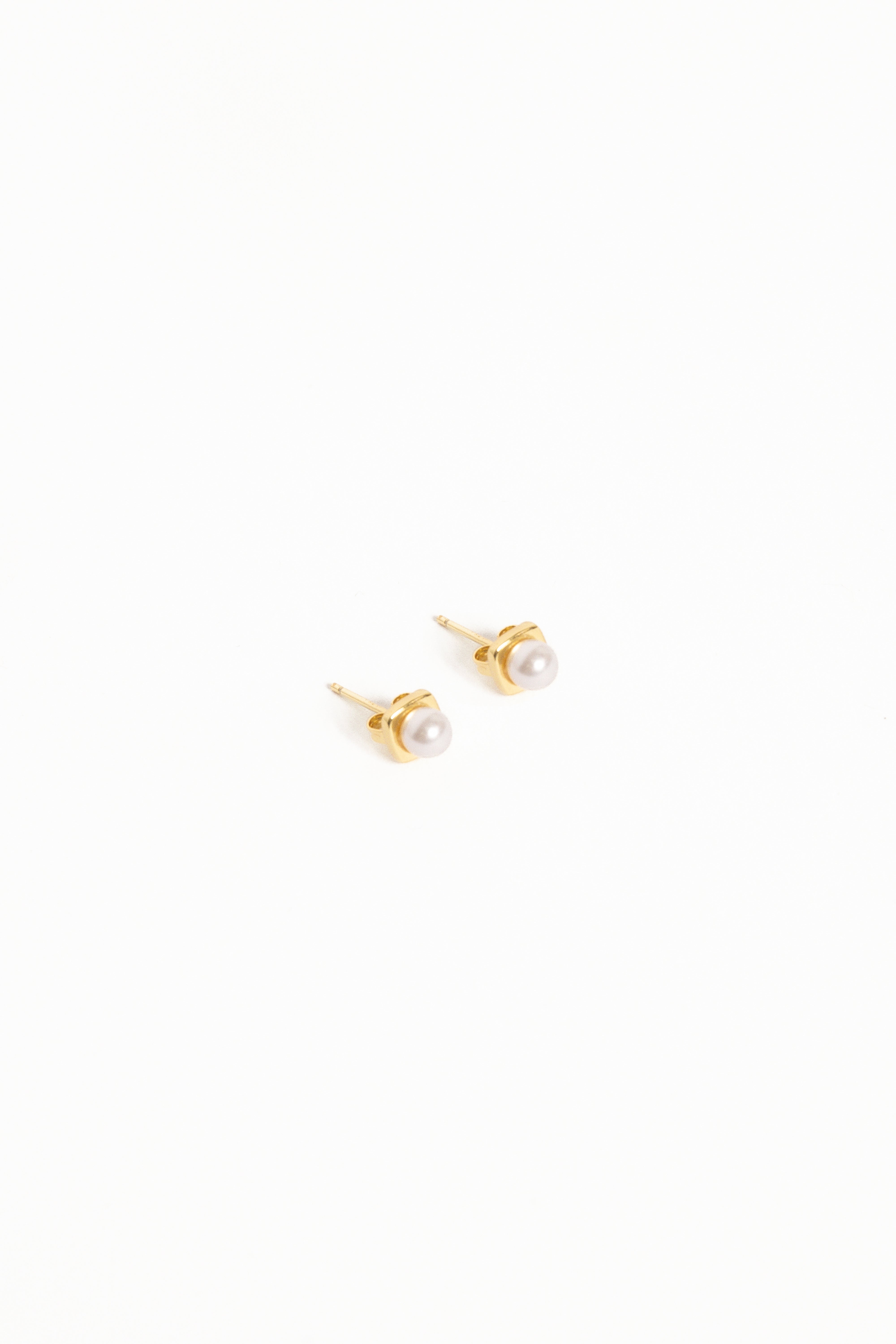 Helene Gold Pearl Stud Earrings for Women - Elegant & Timeless Jewelry Gift for Weddings, Parties & Everyday Wear