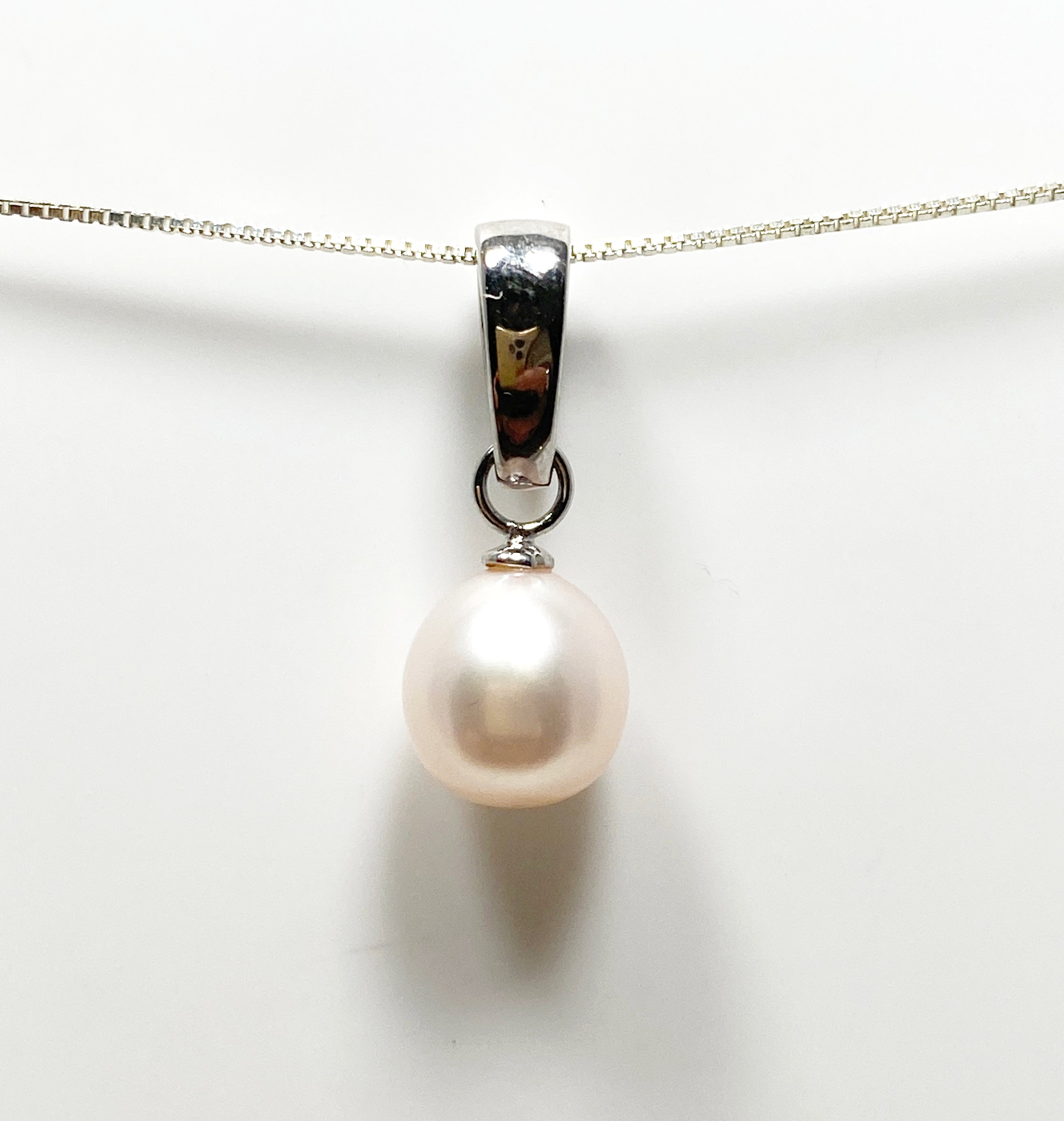 Elegant Pearl Pendant Necklace PPGJ551 - Perfect for Weddings, Parties & Special Occasions