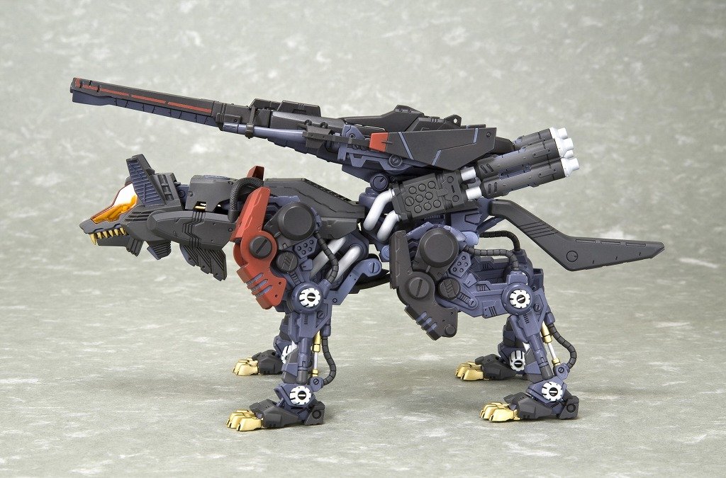 ZOIDS Command Wolf Irvine Custom 1/72 Scale Plastic Model Kit by Kotobukiya - Anime Mecha Action Figure for Collectors & Hobbyists - Perfect for Display, Gifts & Japanese Robot Model Enthusiasts