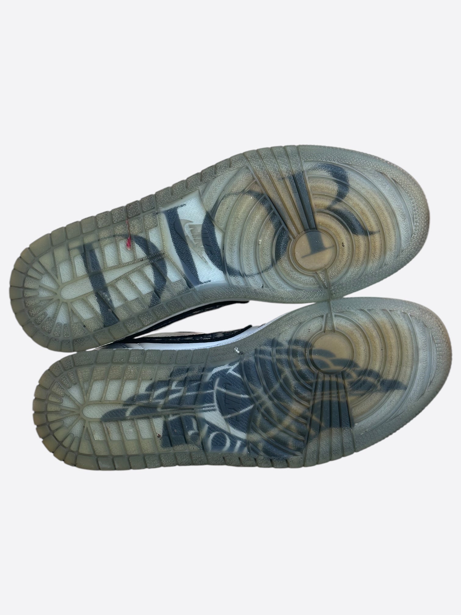 Dior Air Jordan Grey & White Oblique Low Top Sneakers - Men's Luxury Designer Shoes for Casual Wear & Street Style Fashion | Perfect for Everyday Outfits, Sneaker Collectors & Fashion Enthusiasts