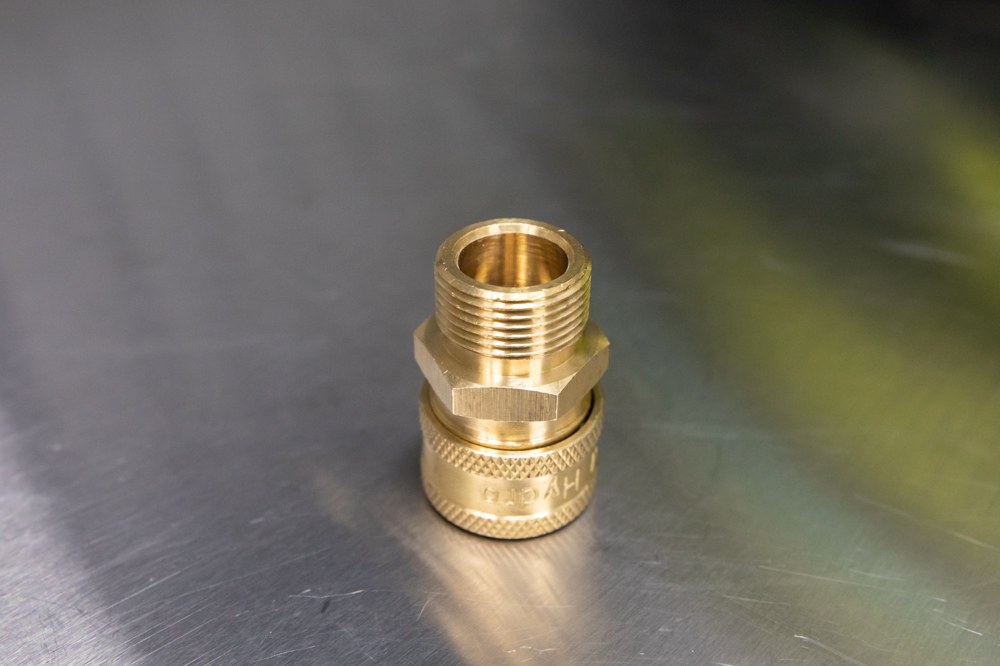 Brass M22 Male (15mm) to 3/8 Quick Disconnect (QD) Coupler Adapter - Perfect for Hydraulic Systems, Pneumatic Tools, and Industrial Equipment Connections