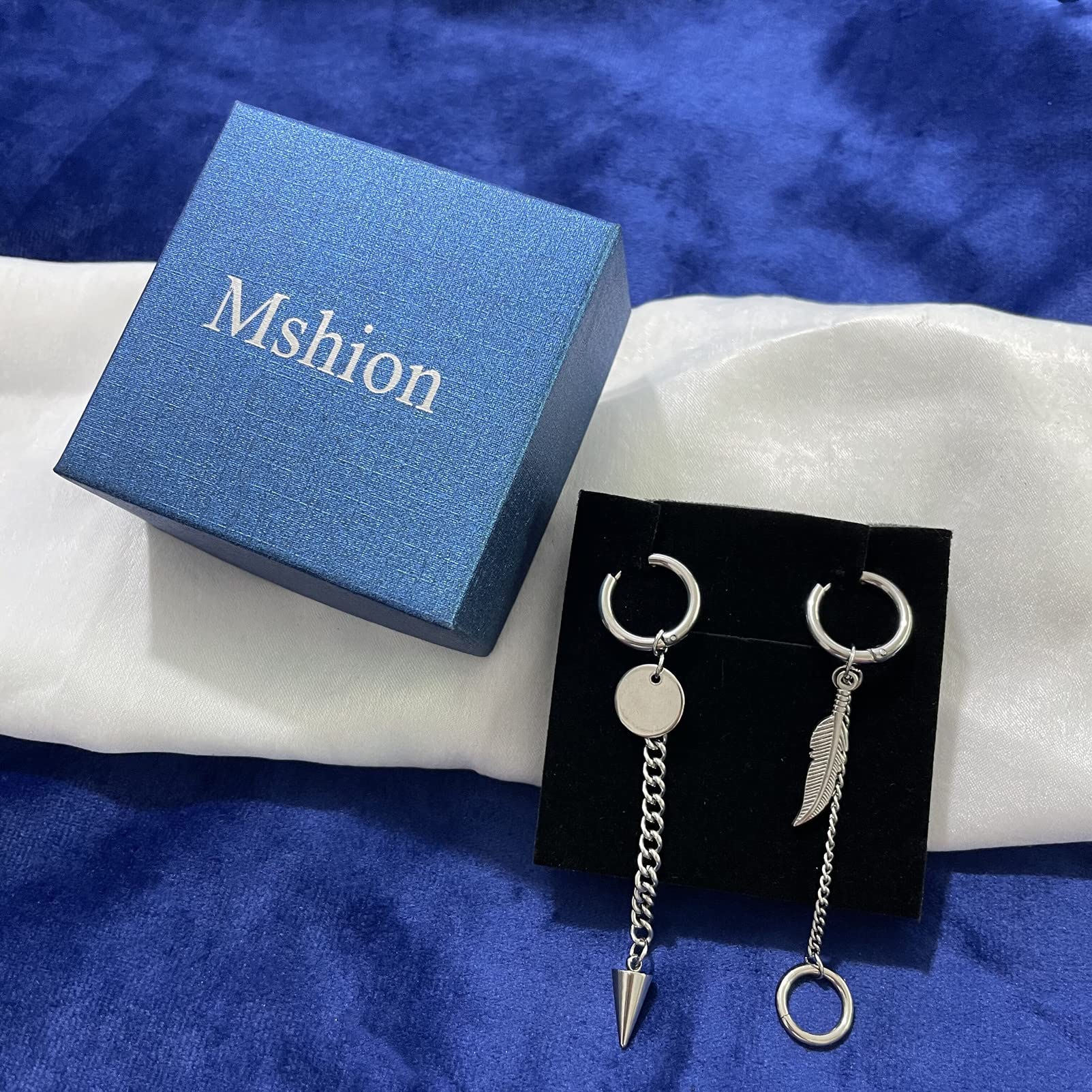 Stylish Unisex Stud Earrings for Men & Women - Perfect Holiday Gift for Christmas, Birthday & Anniversary - Great for Parties, Weddings & Everyday Wear