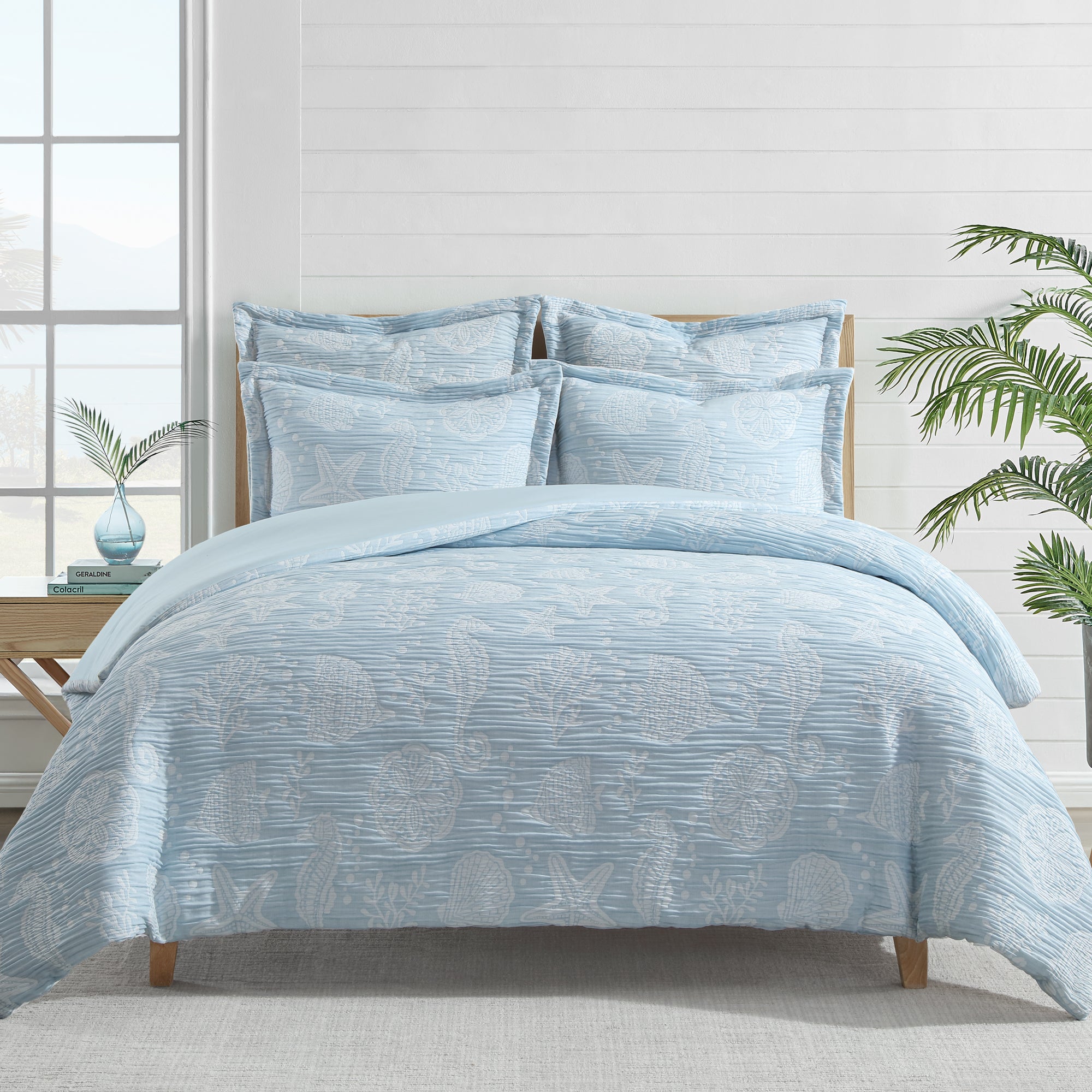 Seaside Charm Comforter Set - Coastal Bedding Collection for Beach House & Nautical Themed Bedrooms | Soft & Stylish Comforters for Master Bedroom, Guest Room & Vacation Homes