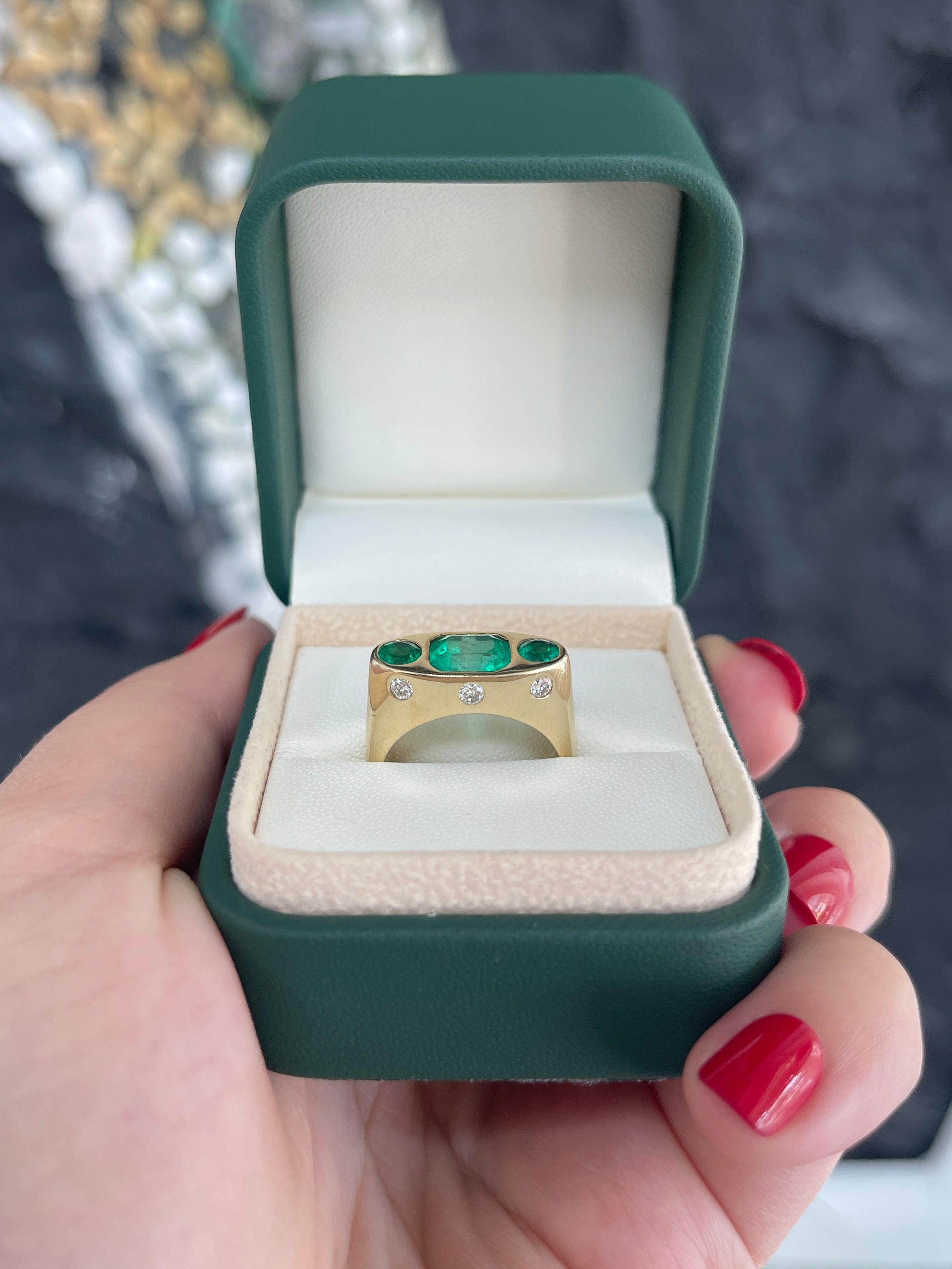 2.85tcw 14K Gold Colombian Emerald Round Cut Three Stone Diamond Engagement Ring for Women - Perfect for Weddings, Anniversaries & Special Occasions