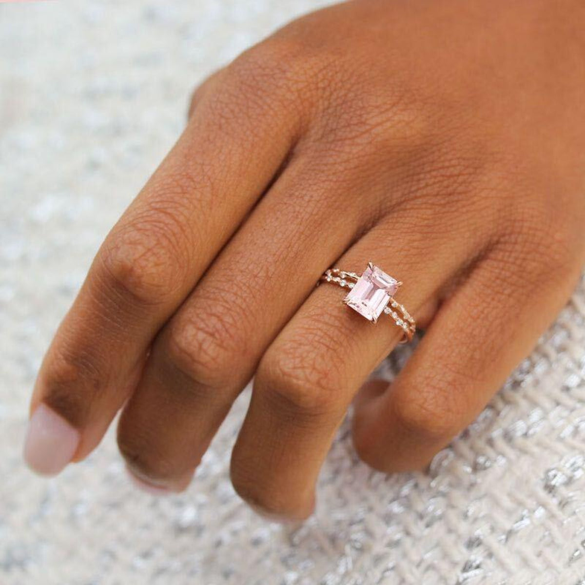 Stunning Large Starry Morganite Ring for Women - Elegant Rose Gold Engagement & Wedding Jewelry - Perfect for Proposals, Anniversaries, and Special Occasions