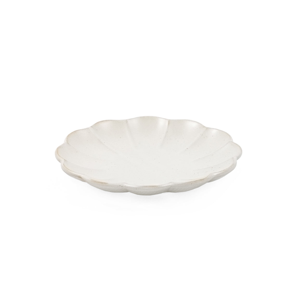 Kikka Daisy Kobiki Matte Ivory Appetizer Plate Set - 5.6 Inch Small Decorative Dishes for Sushi, Desserts, Tapas - Elegant Japanese Style Tableware for Parties, Weddings & Home Dining