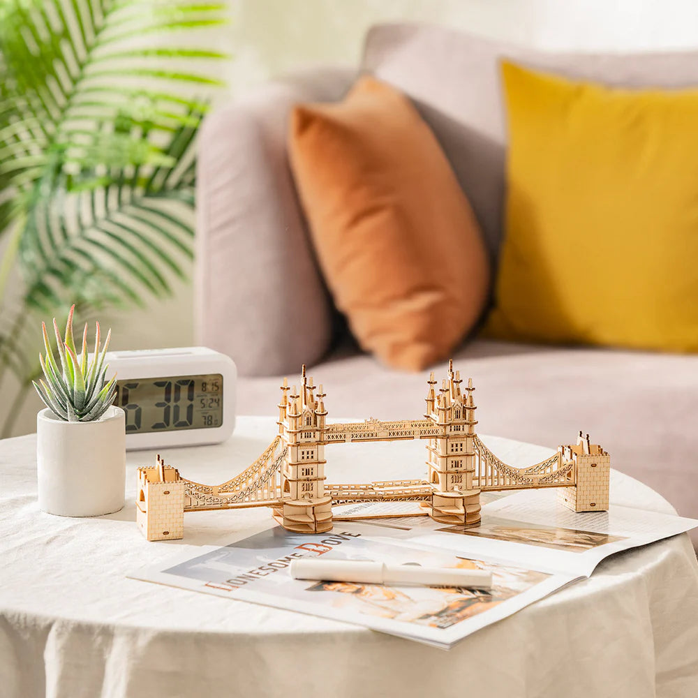 ROBOTIME Tower Bridge DIY 3D Wooden Model Kit - London Landmark Building Toy for Adults & Teens - Perfect for Home Decoration, Gift, and STEM Learning