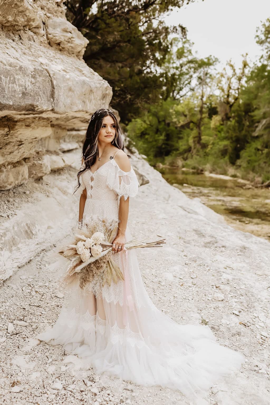 Elegant Women's Wedding Dresses with Chic Lace & V-Neck Design - Boho Ruffle Sleeves Beach Wedding Gowns for Outdoor & Evening Ceremonies | Perfect for Beach, Garden & Destination Weddings