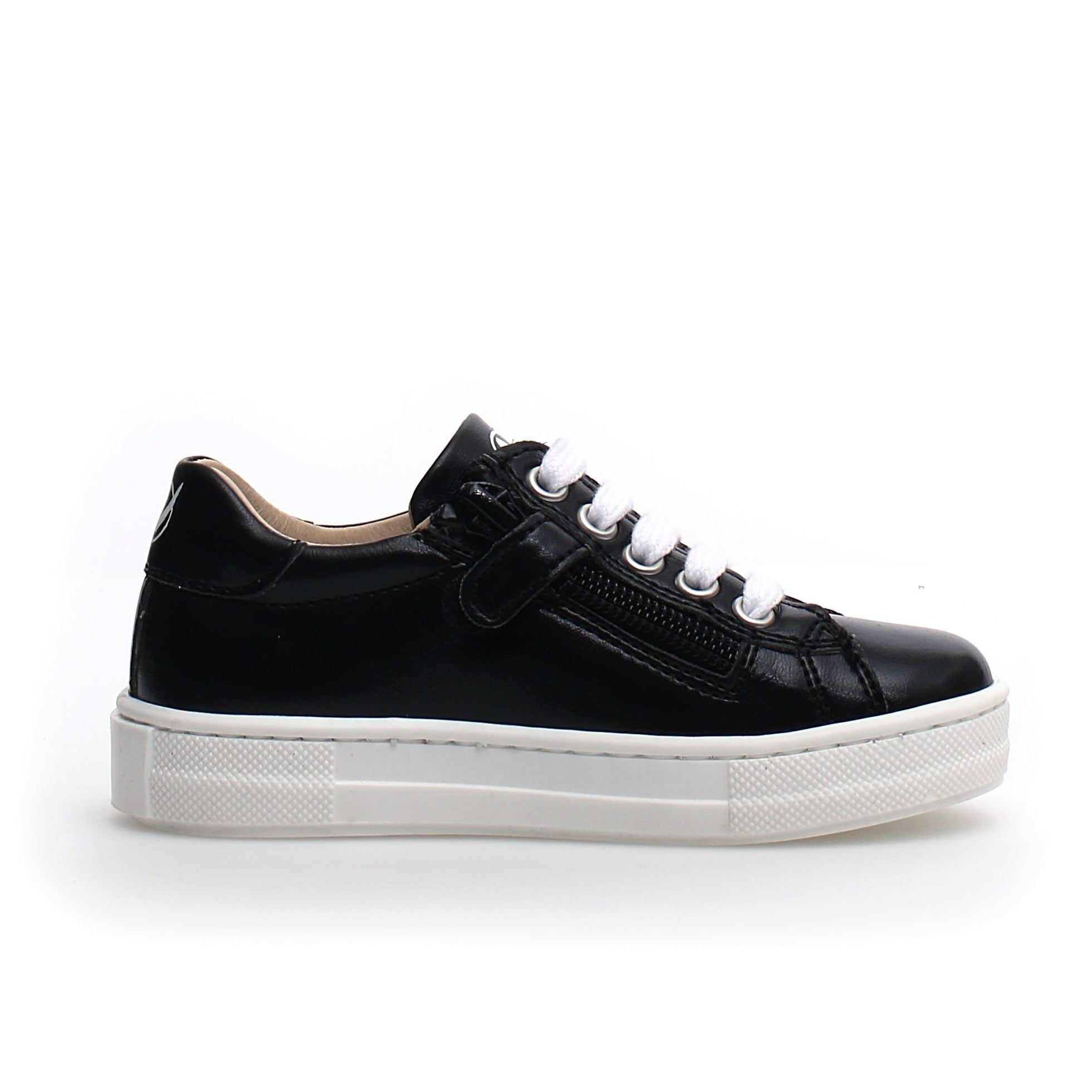 Naturino Assisi Zip Shoes for Boys and Girls - Comfortable & Stylish Sneakers in Flash Black/Nastro Black - Perfect for School, Play & Everyday Wear