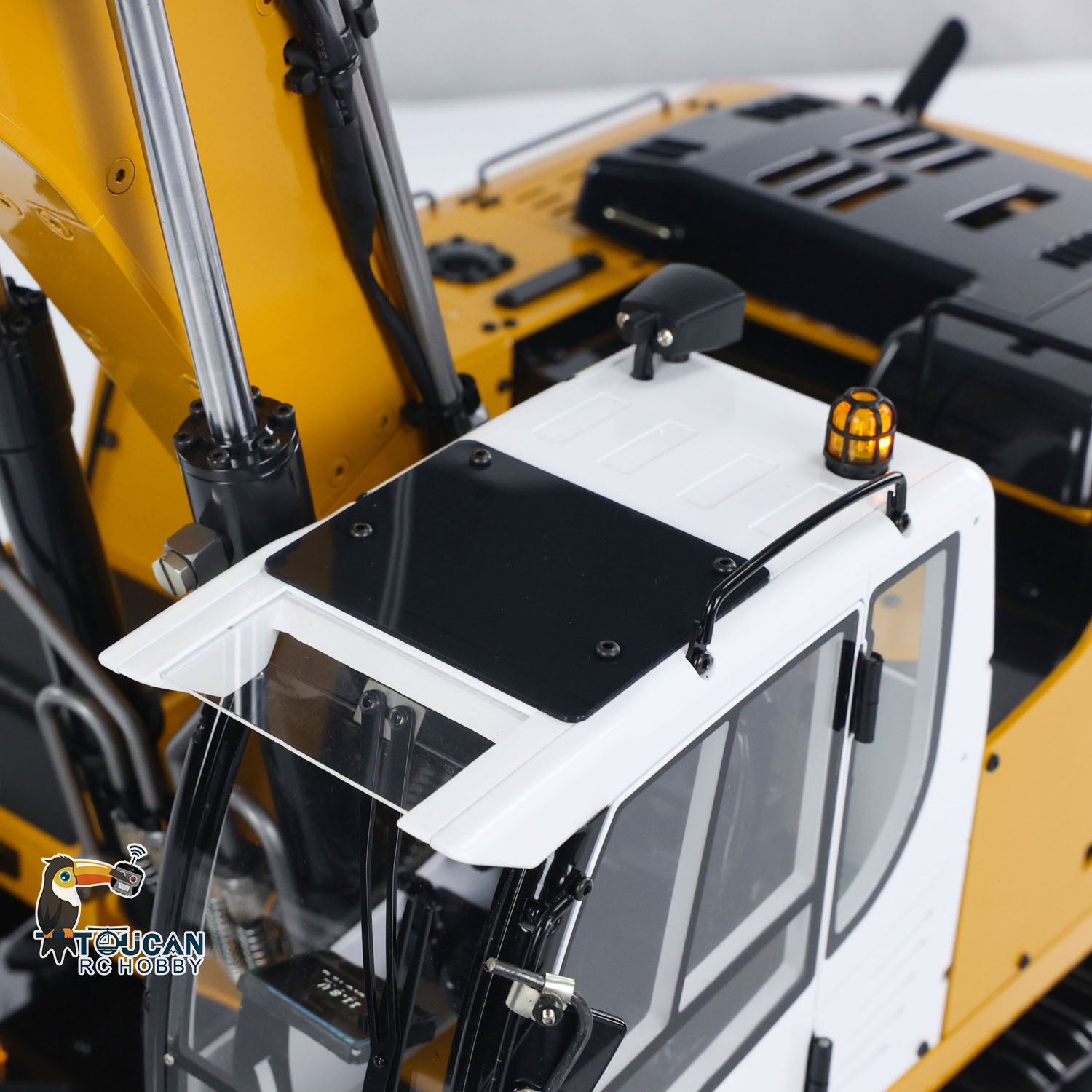 1/14 Scale 946 Tracked RC Hydraulic Excavator - 9CH Radio Controlled Construction Toy with High-Quality Hydraulic System (Cylinder Valve Pump) | Perfect for Construction Site Play, Backyard Digging & RC Hobby Enthusiasts