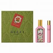 GUCCI Flora Gorgeous Gardenia Eau de Parfum 50ml Perfume Gift Set for Women - Floral Fragrance for Date Night & Special Occasions