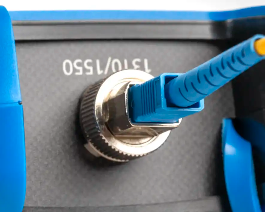High-Power Multi-Mode & Single-Mode Fiber Optic Light Source with FC/LC/SC (PC/UPC) Adapters - Perfect for Network Testing, Data Centers & Telecom Installations