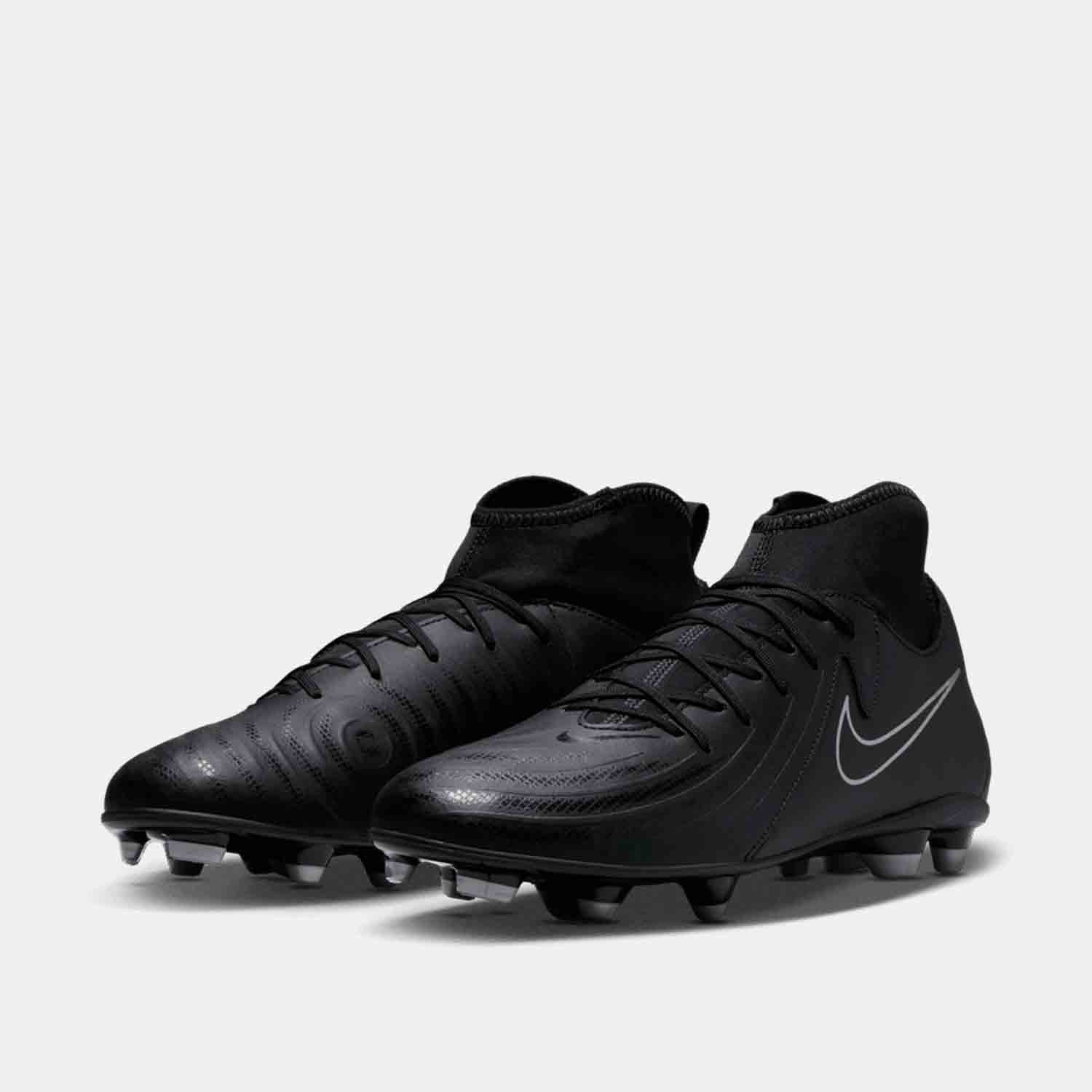 Nike Phantom Luna 2 Club Soccer Cleats - Lightweight Football Shoes for Men & Women - Perfect for Turf, Artificial Grass & Indoor Soccer Matches