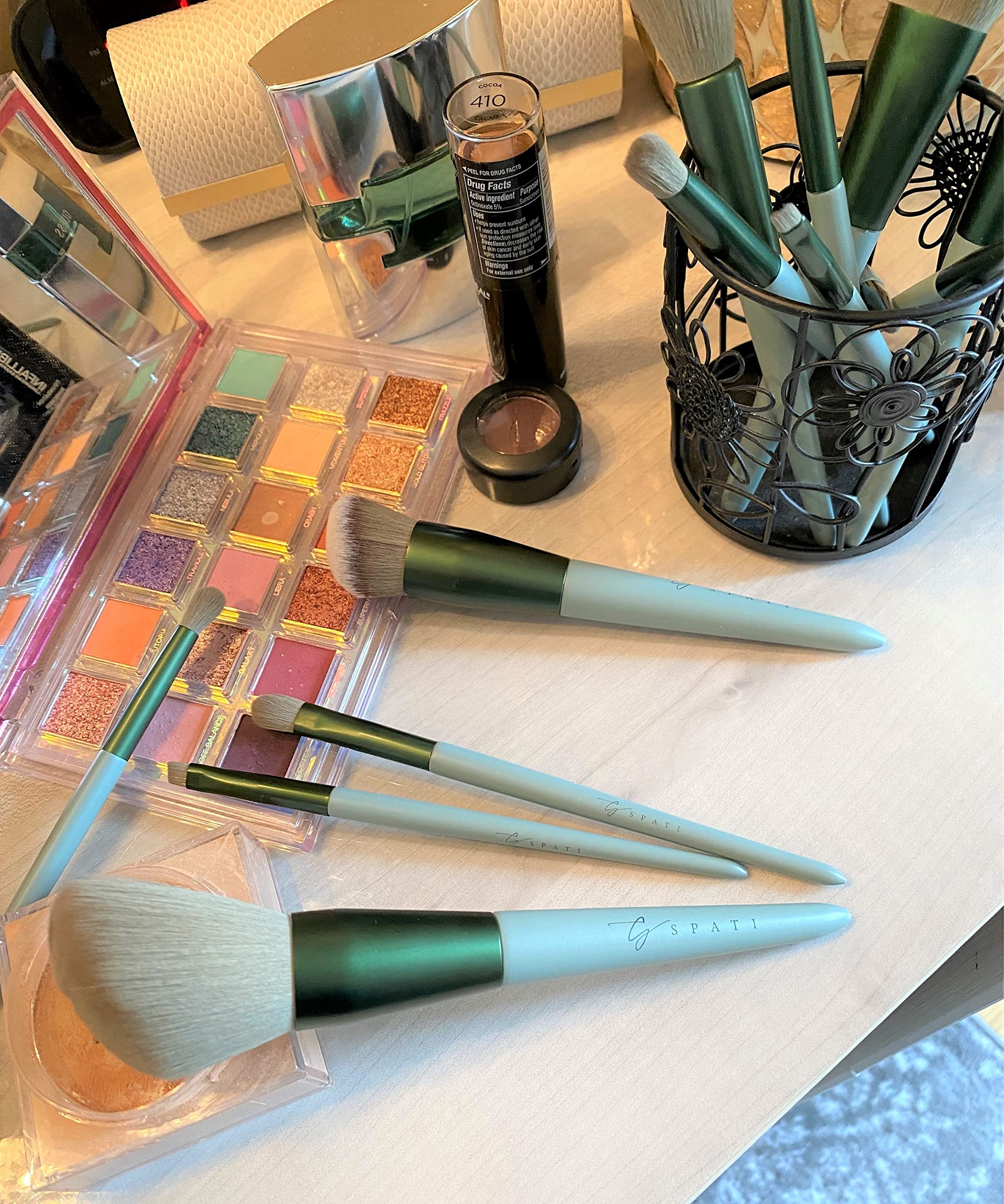 SPATI 13-Piece Premium Synthetic Makeup Brush Set - Foundation, Blending, Powder, Blush, Concealer & Eyeshadow Brushes for Flawless Makeup Application | Perfect for Daily Use, Professional Makeup Artists & Travel