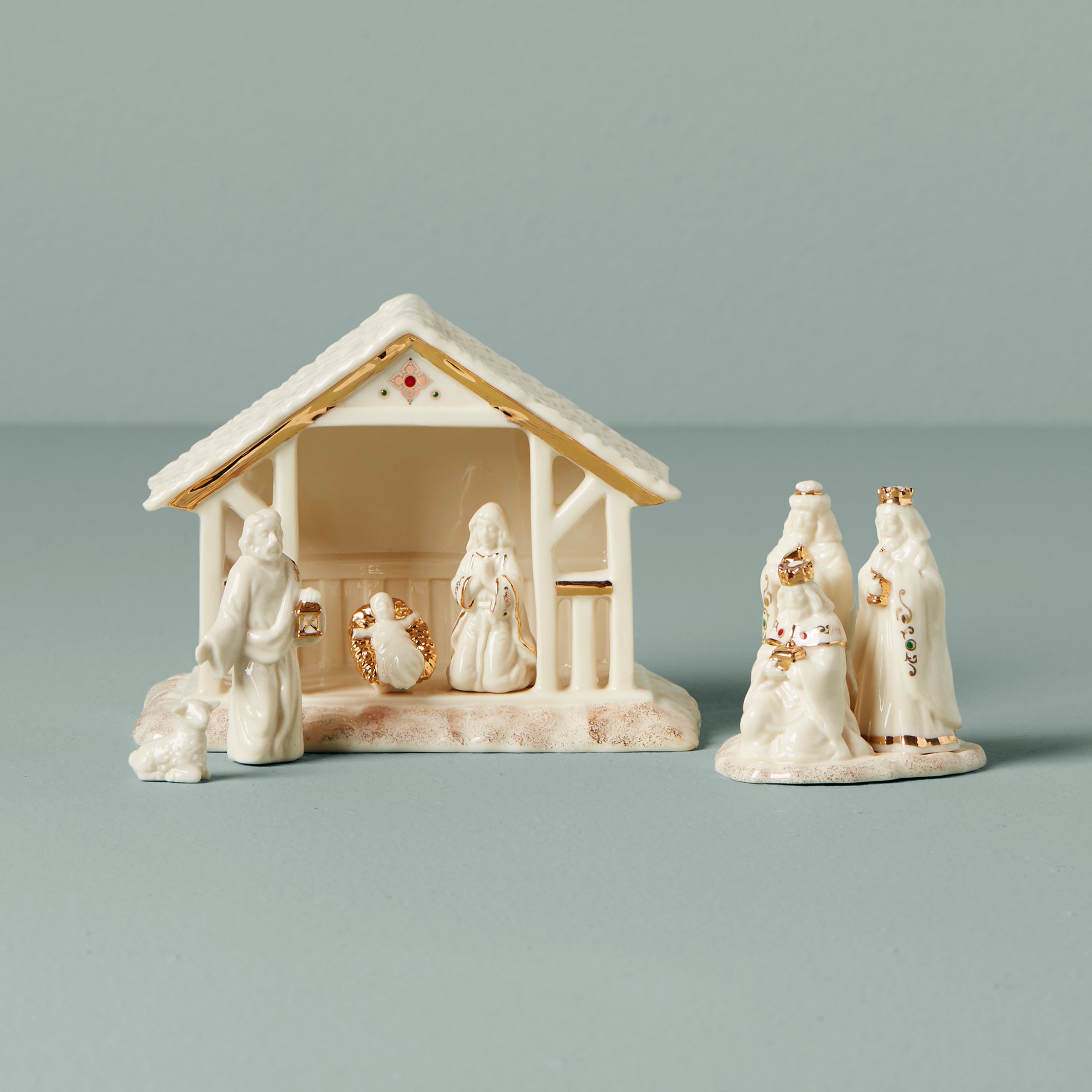 Mistletoe Park 6-Piece Nativity Figurine Set - Christmas Manger Scene for Home Decor & Holiday Display