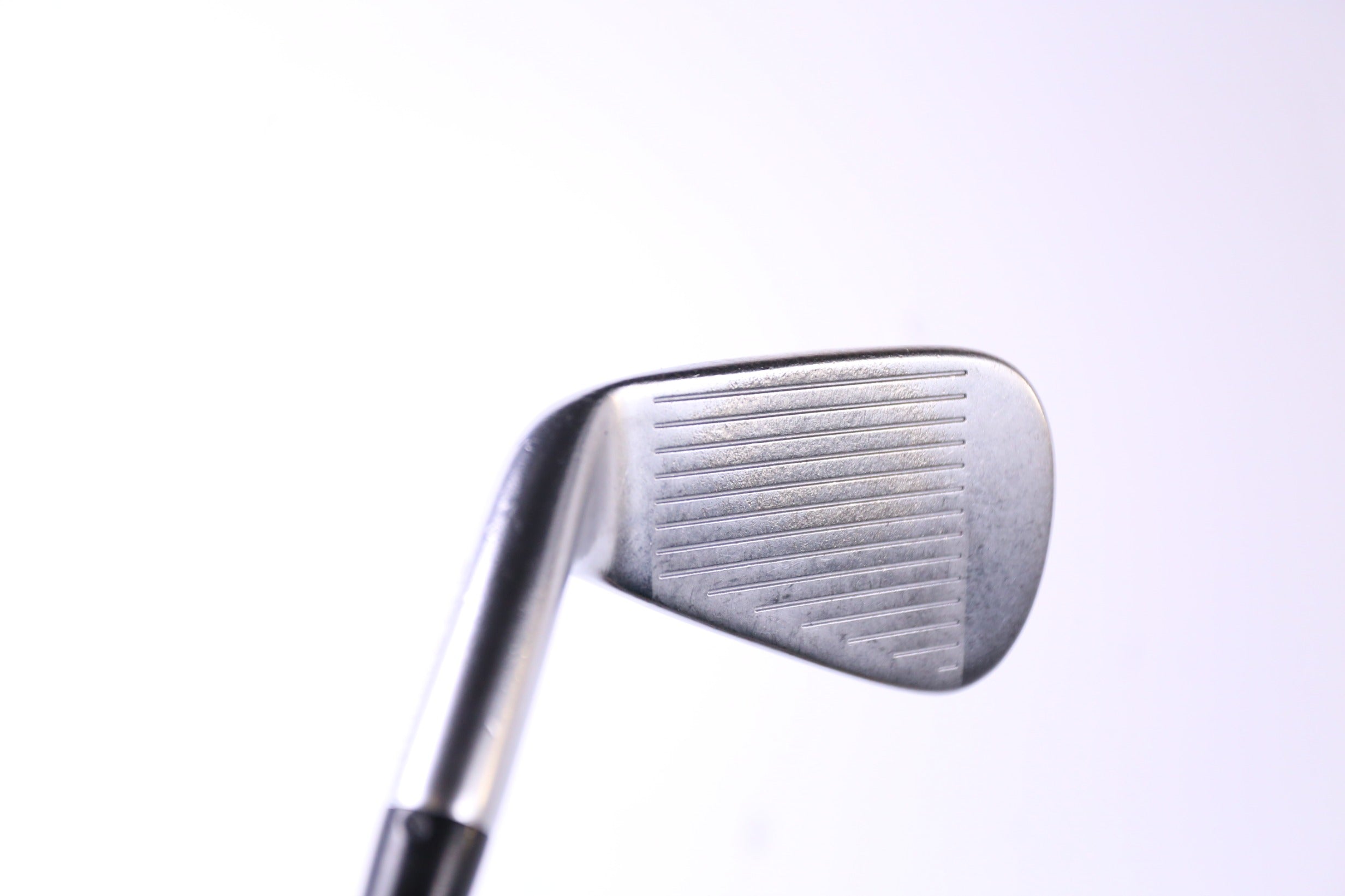 Used Callaway Apex CF16 7 Iron Right Handed Stiff Flex Golf Club - Perfect for Practice & Game Improvement