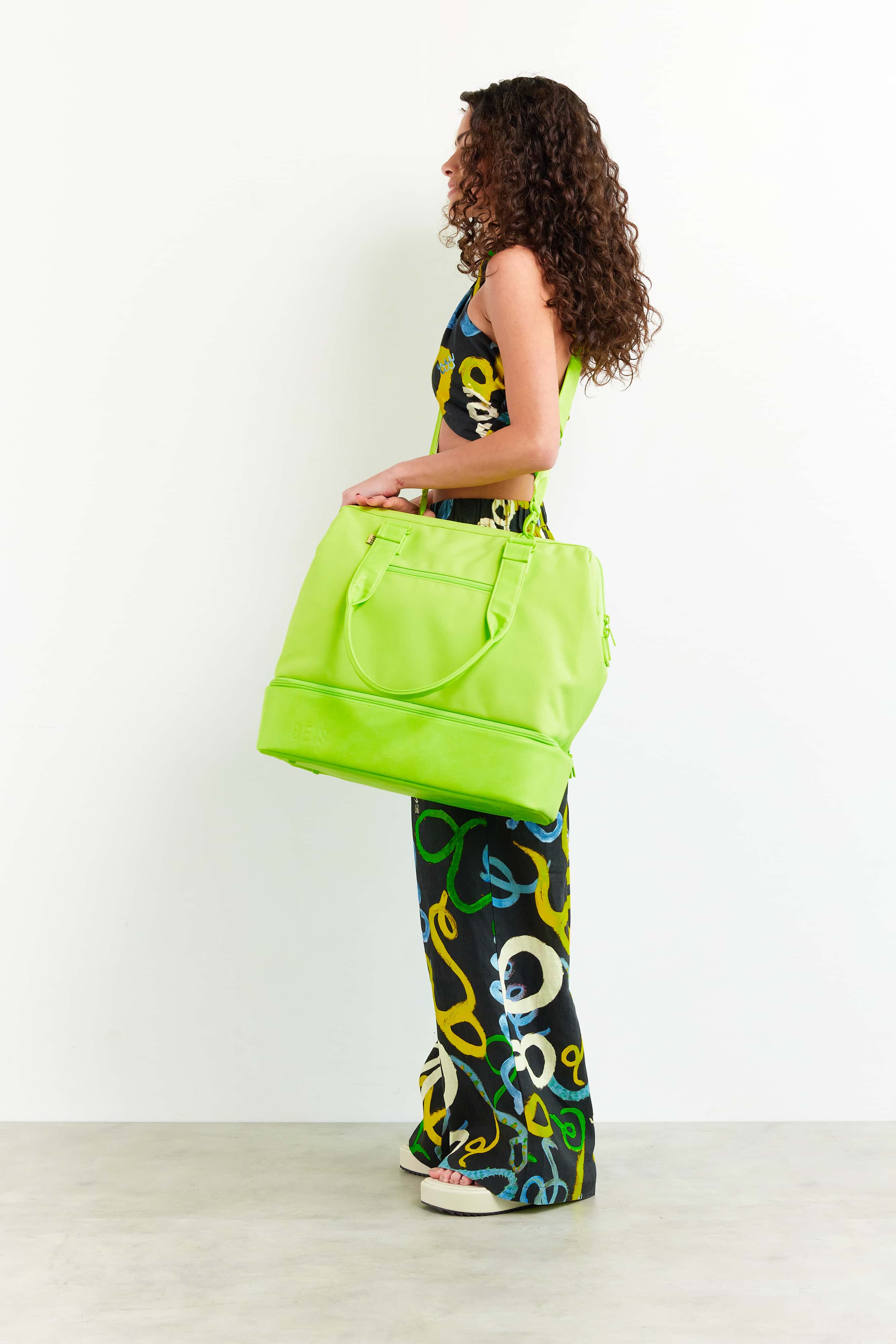 Mini Weekender Bag in Citron - Stylish & Compact Travel Duffel for Weekend Getaways, Gym, or Overnight Trips