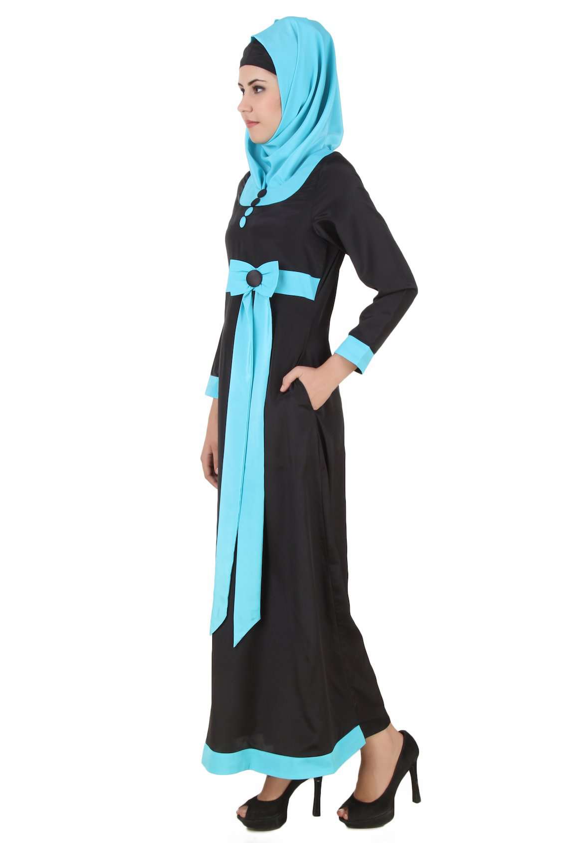 Elegant Black Crepe Abaya for Women - Modest Islamic Dress - Perfect for Prayer, Mosque, and Special Occasions