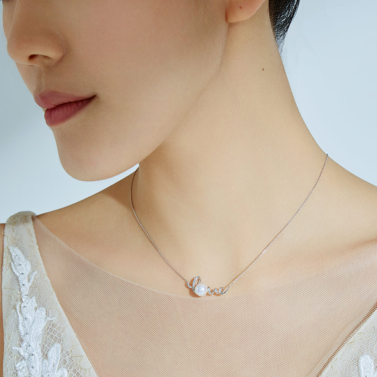 18K Solid Gold Diamond Freshwater Pearl Necklace for Women - Elegant Bridal Jewelry Gift (KN00258) | Perfect for Weddings, Anniversaries & Special Occasions