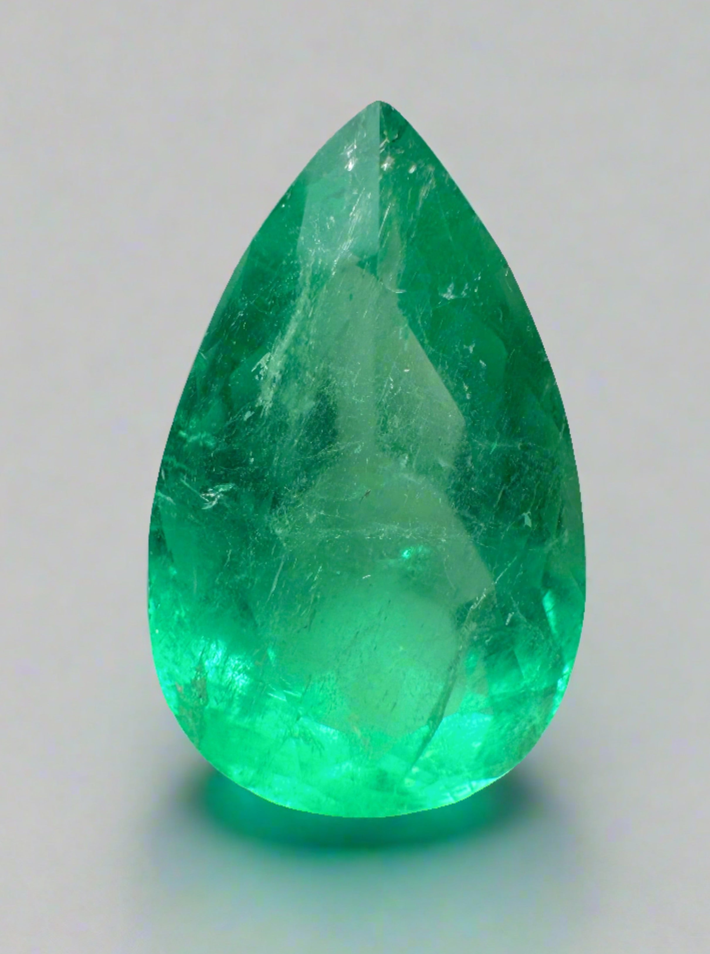 5.86 Carat 15.5x9.5mm Spring Green Natural Loose Colombian Emerald Pear Cut Gemstone for Jewelry Making & Engagement Rings