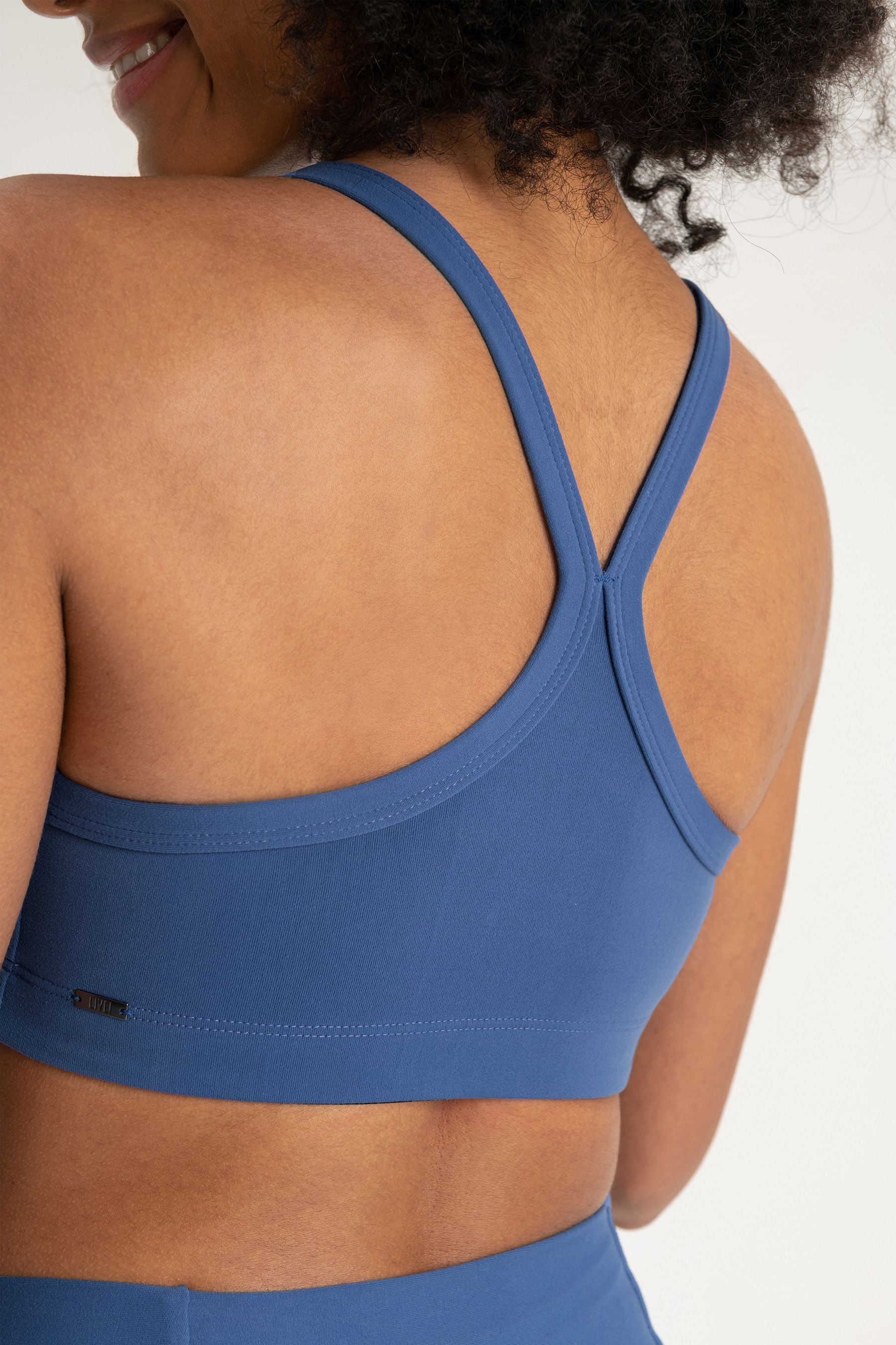 Essential Active Neo Top - High-Performance Workout Shirt for Women | Moisture-Wicking & Breathable Fitness Apparel | Perfect for Gym, Yoga & Running
