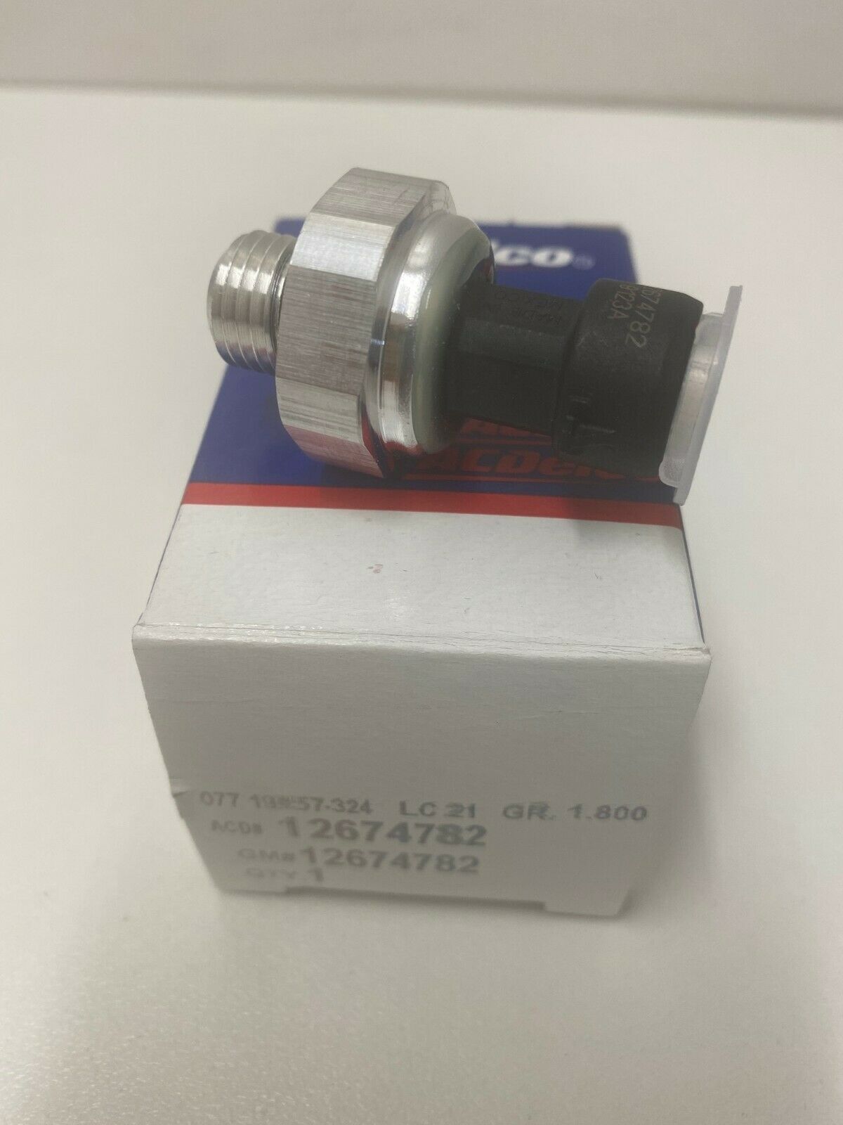 Genuine Holden Commodore VZ VE V6 Oil Pressure Switch - 12 Pack for Engine Maintenance & Repair | Perfect for DIY Mechanics & Auto Shops
