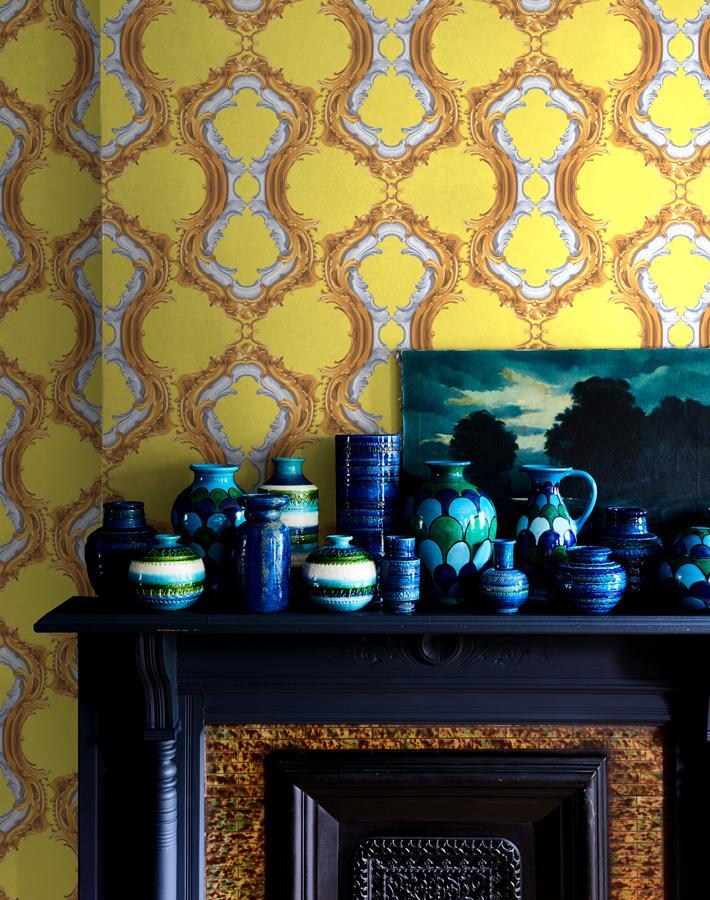 Louie Whoey Daffodil Wallpaper by Wallshoppe - Floral Peel and Stick Wallpaper for Bedroom, Living Room & Nursery Decor