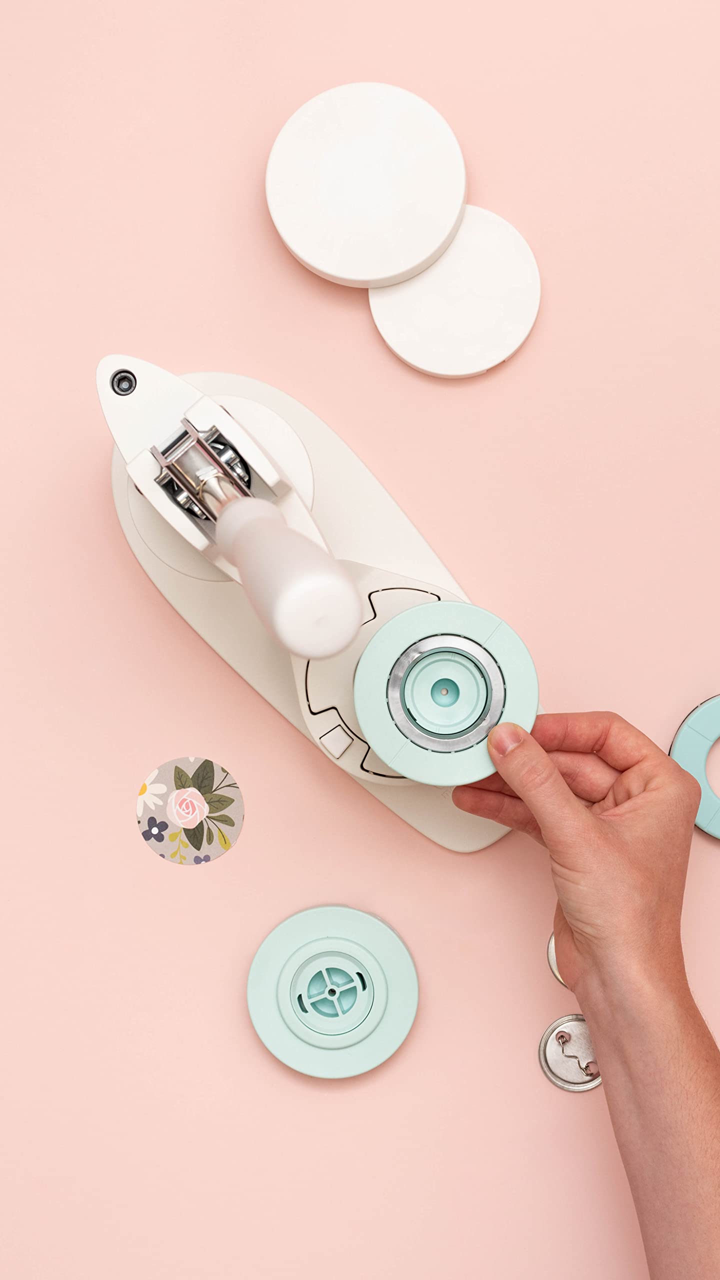We R Memory Keepers Button Press Kit - Includes Button Press, Cutting Inserts, Medium Circle Die & 5 Buttons for Making Custom Pins, Badges & Keychains - Perfect for DIY Crafts, School Projects & Personalized Gifts