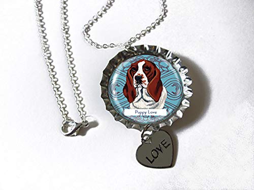 Basset Hound Dog Silver Tone Bottle Cap Necklace with Heart Charm - Perfect Gift for Dog Lovers, Pet Jewelry for Everyday Wear