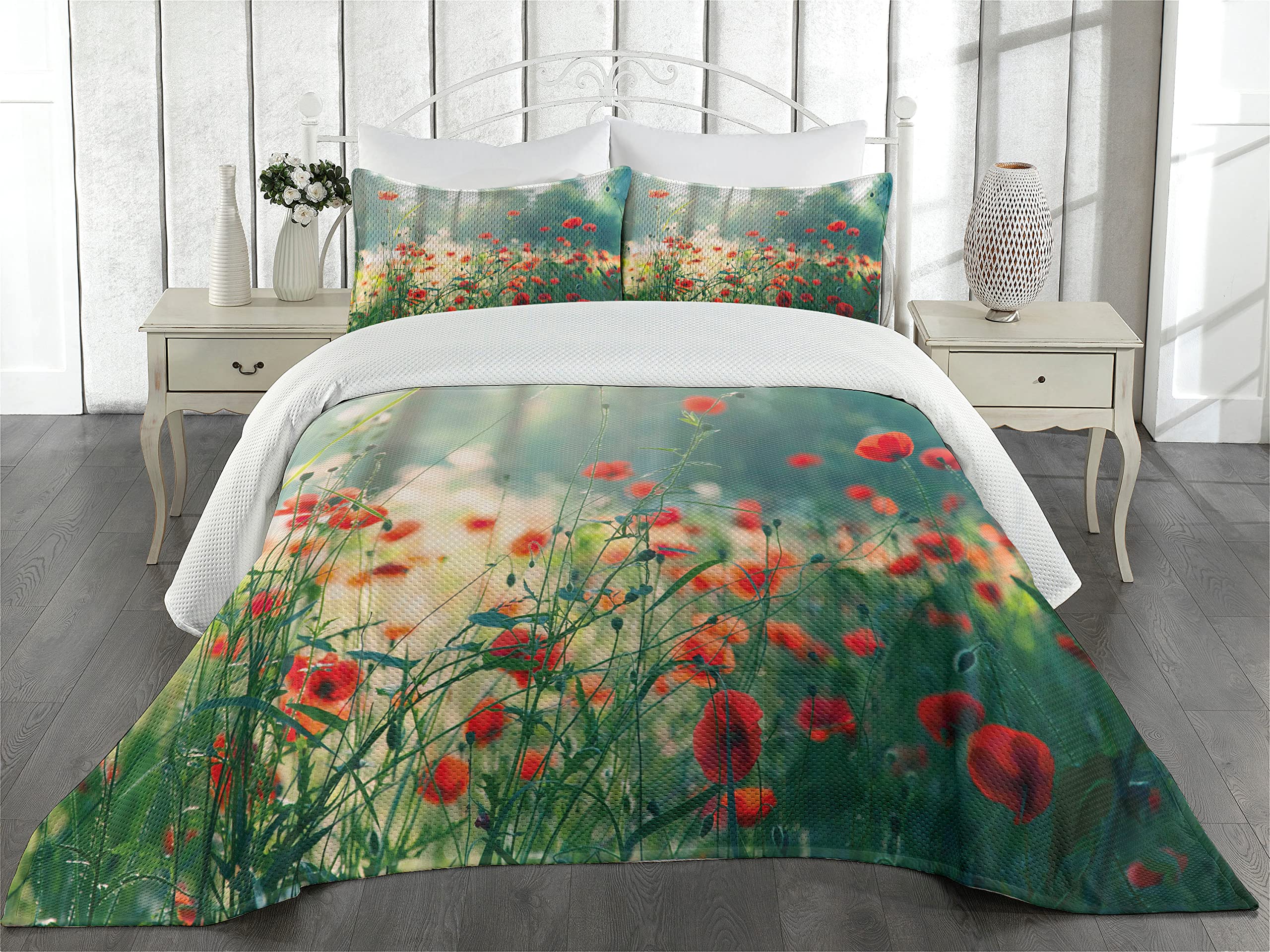 Ambesonne Wild Red Poppy Flowers Quilted Bedspread Set - 3 Piece King Size Bedding with 2 Pillow Shams, Red Green Yellow Botanical Garden Theme | Perfect for Master Bedroom, Guest Room Decor & Nature-Inspired Home Styling