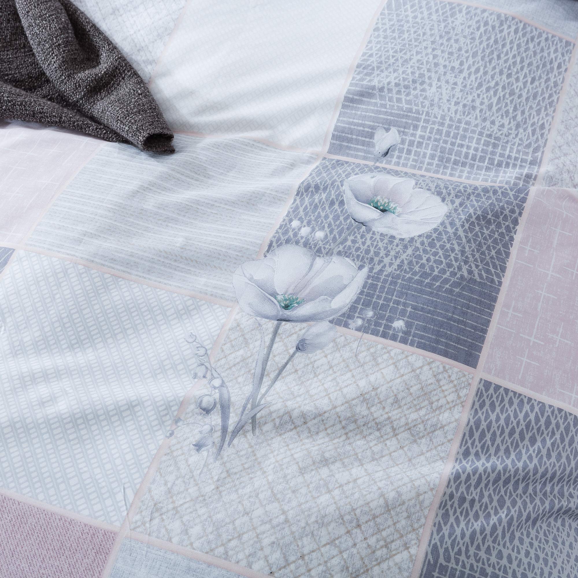 Softta Luxury White Tassel Bedding Set King Size 3Pcs - 100% Cotton Geometric Plaid Duvet Cover with Decorative Tassels | Elegant Bedroom Decor for Master Suite, Guest Room & Vacation Homes