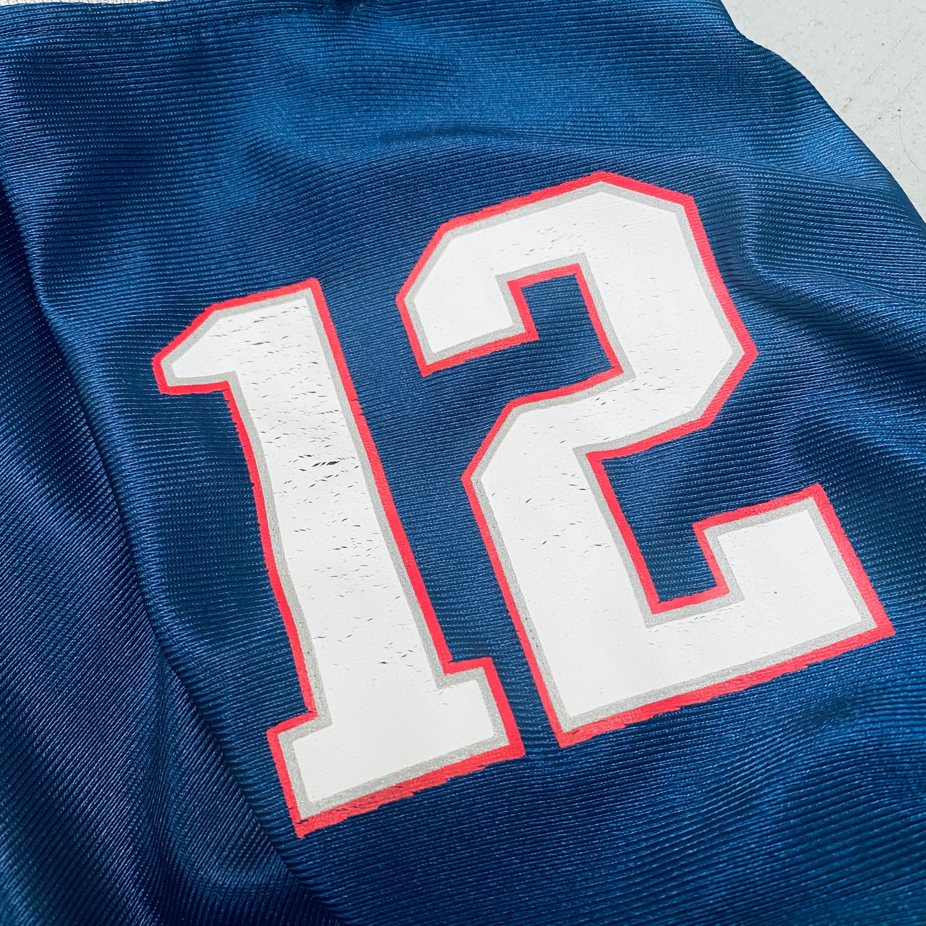 New England Patriots Tom Brady 2003/04 Jersey - XL Size - Authentic NFL Football Jersey for Fans, Collectors & Game Day Outfits