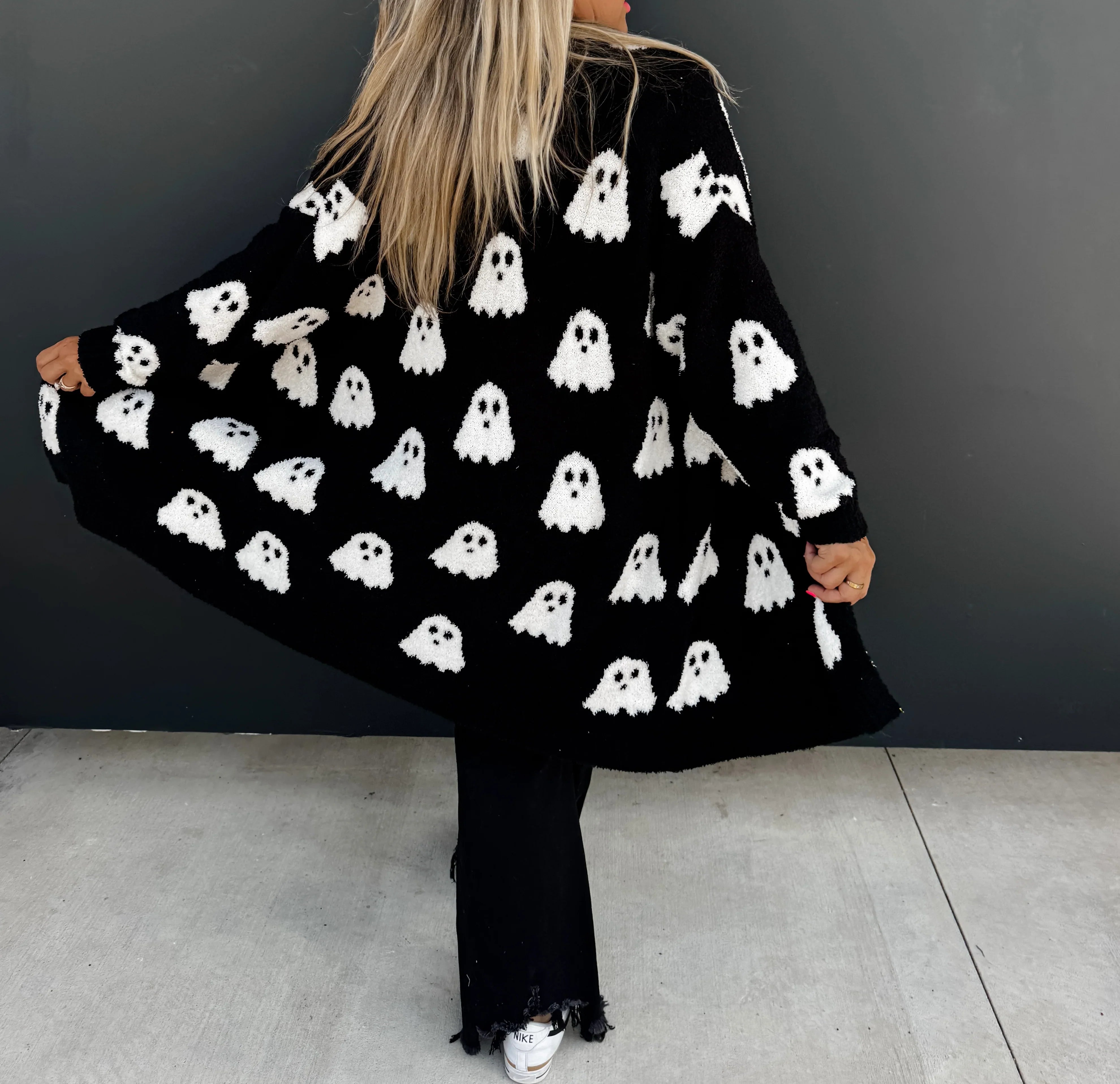Ghost Reversible Cloud Cardigan - Soft & Stylish Unisex Sweater for Fall & Winter | Cozy Loungewear, Layering Essential, Casual Outfits